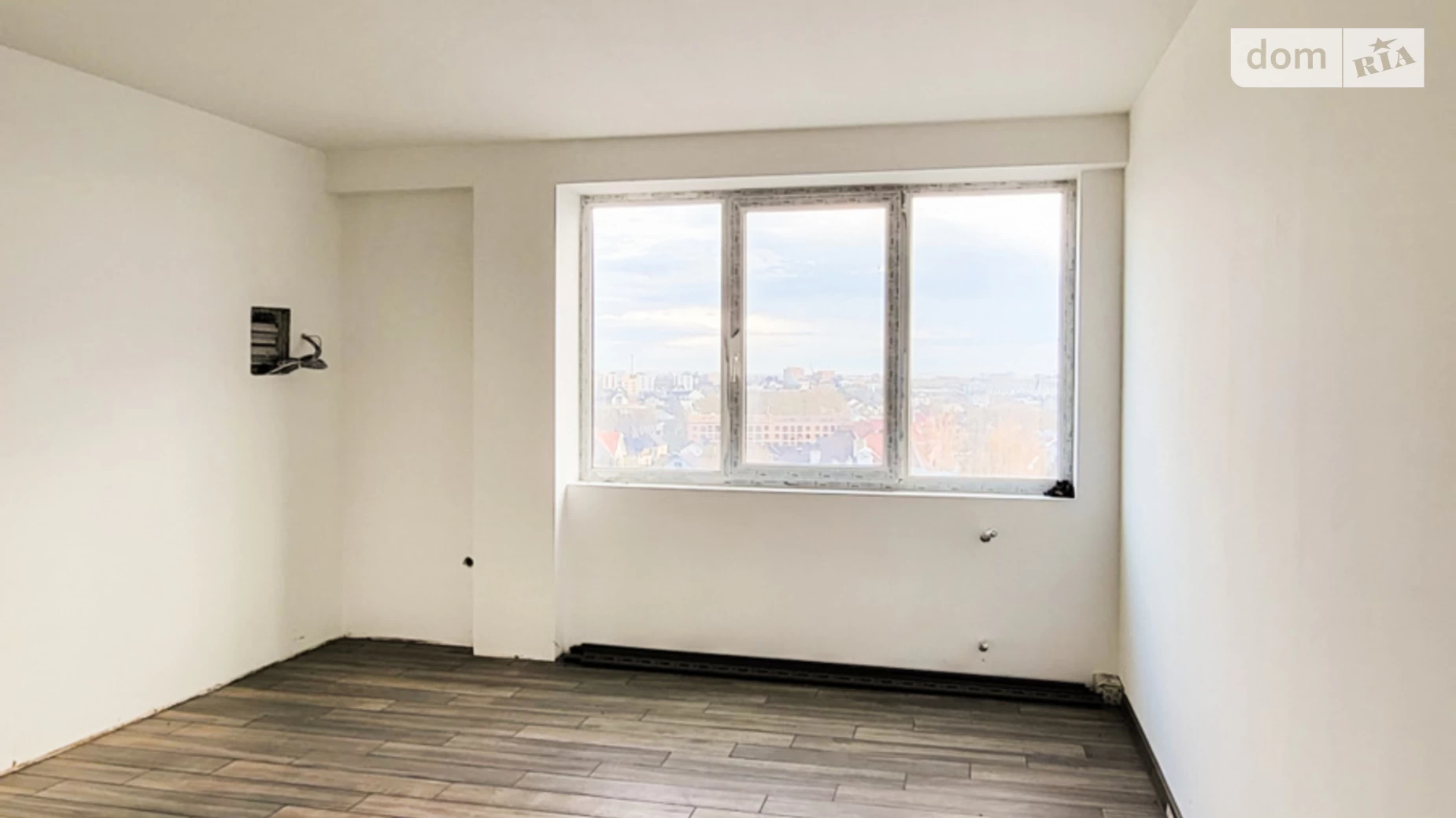 Продается офис 244 кв. м в бизнес-центре, цена: 140000 $ - фото 4