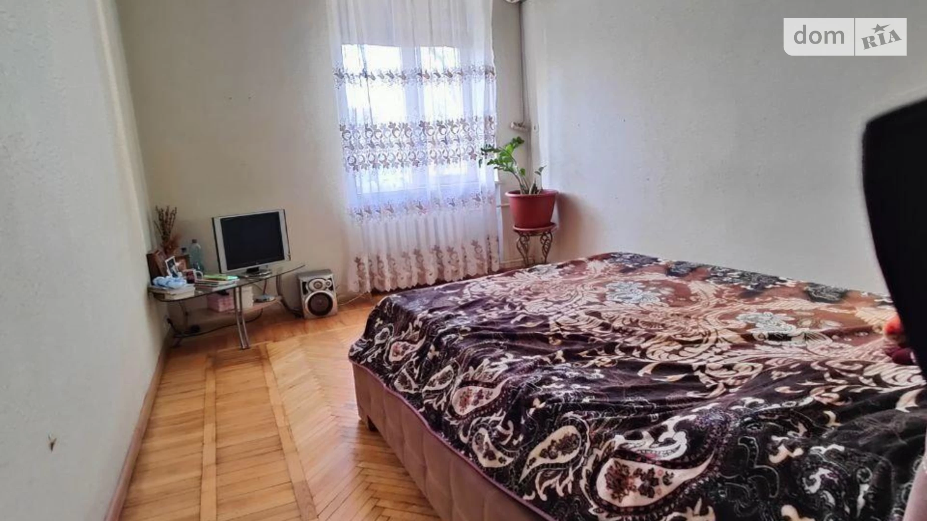 Продается 2-комнатная квартира 52 кв. м в Одессе, ул. Фабричная, 1 корпус 2