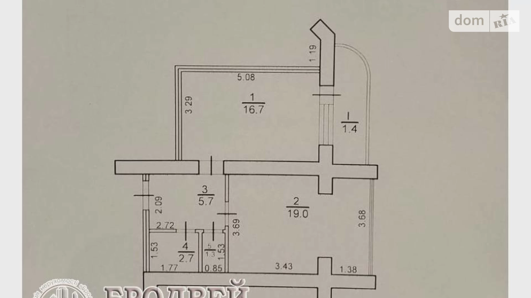 Продается 1-комнатная квартира 47 кв. м в Чернигове