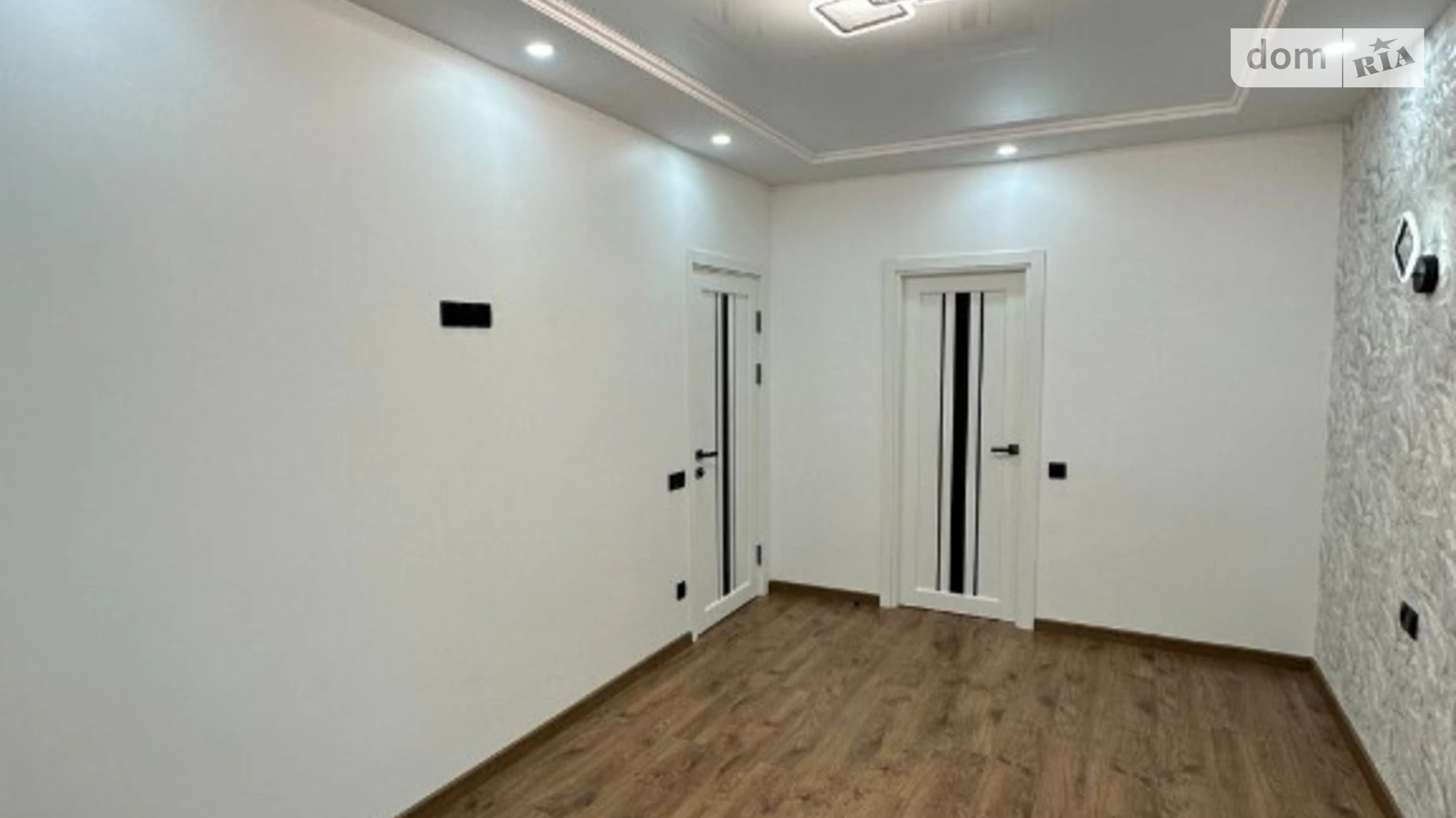 Продается 1-комнатная квартира 47 кв. м в Угорниках, ул. Героев Николаева(Сеченова), 129А