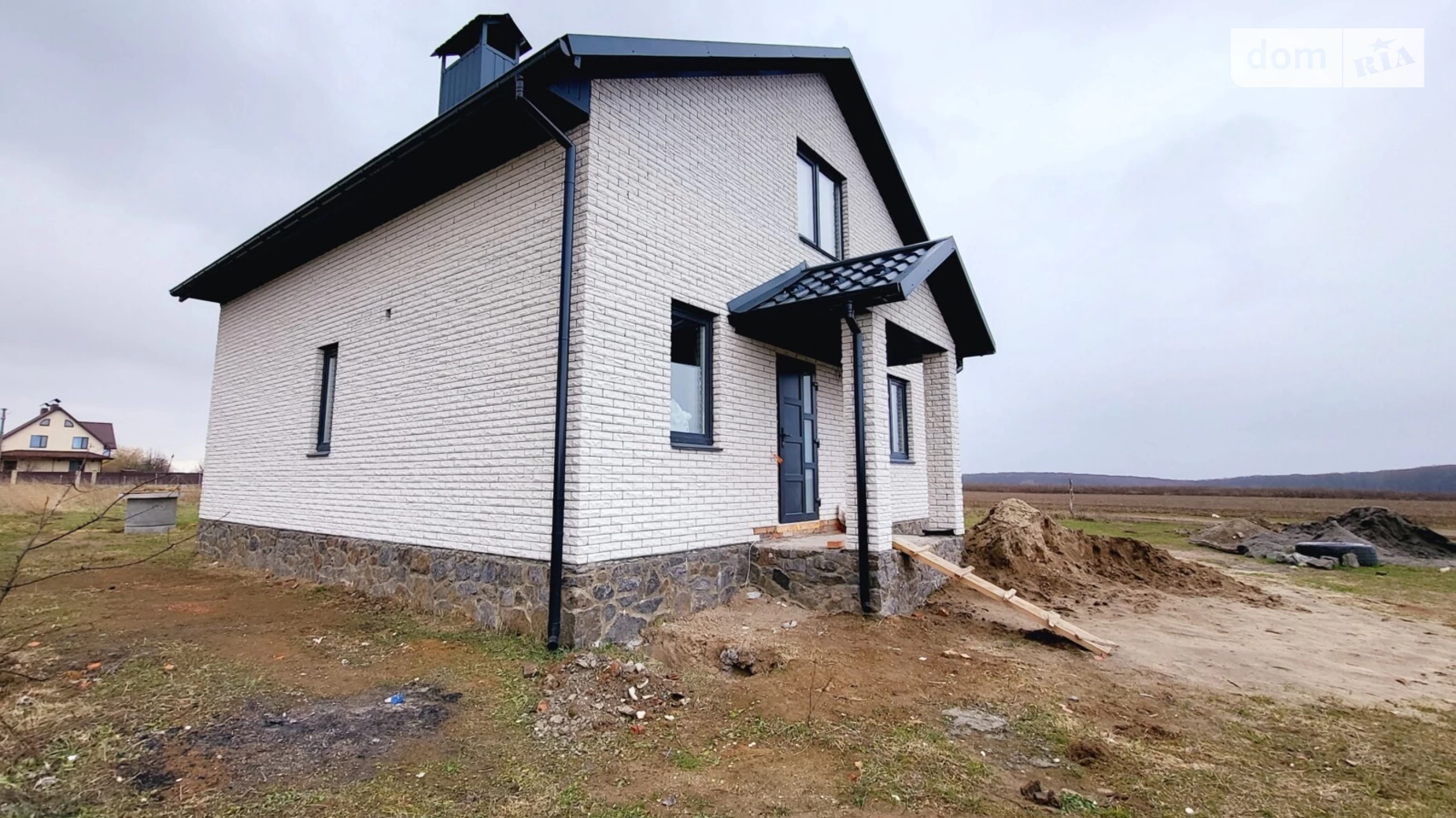 Продается дом на 2 этажа 110 кв. м с бассейном, цена: 80000 $ - фото 4