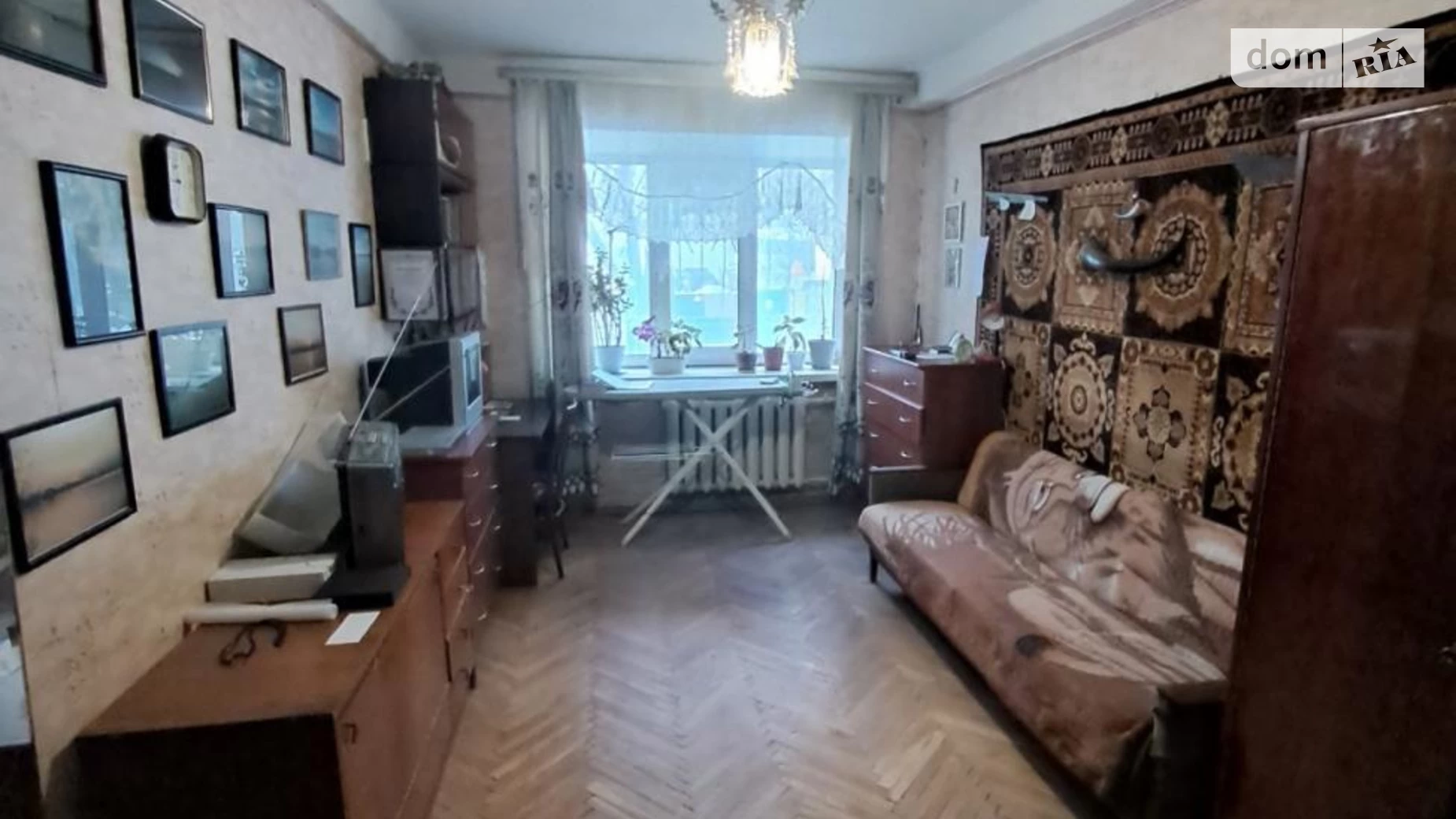 Продается 3-комнатная квартира 61 кв. м в Киеве, ул. Владимира Сикевича, 12