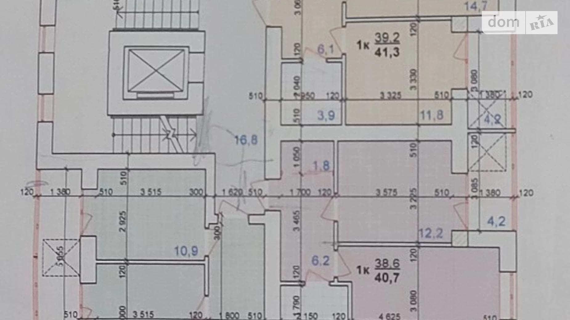 Продается 3-комнатная квартира 76 кв. м в Ивано-Франковске, ул. Приозерная, undefined