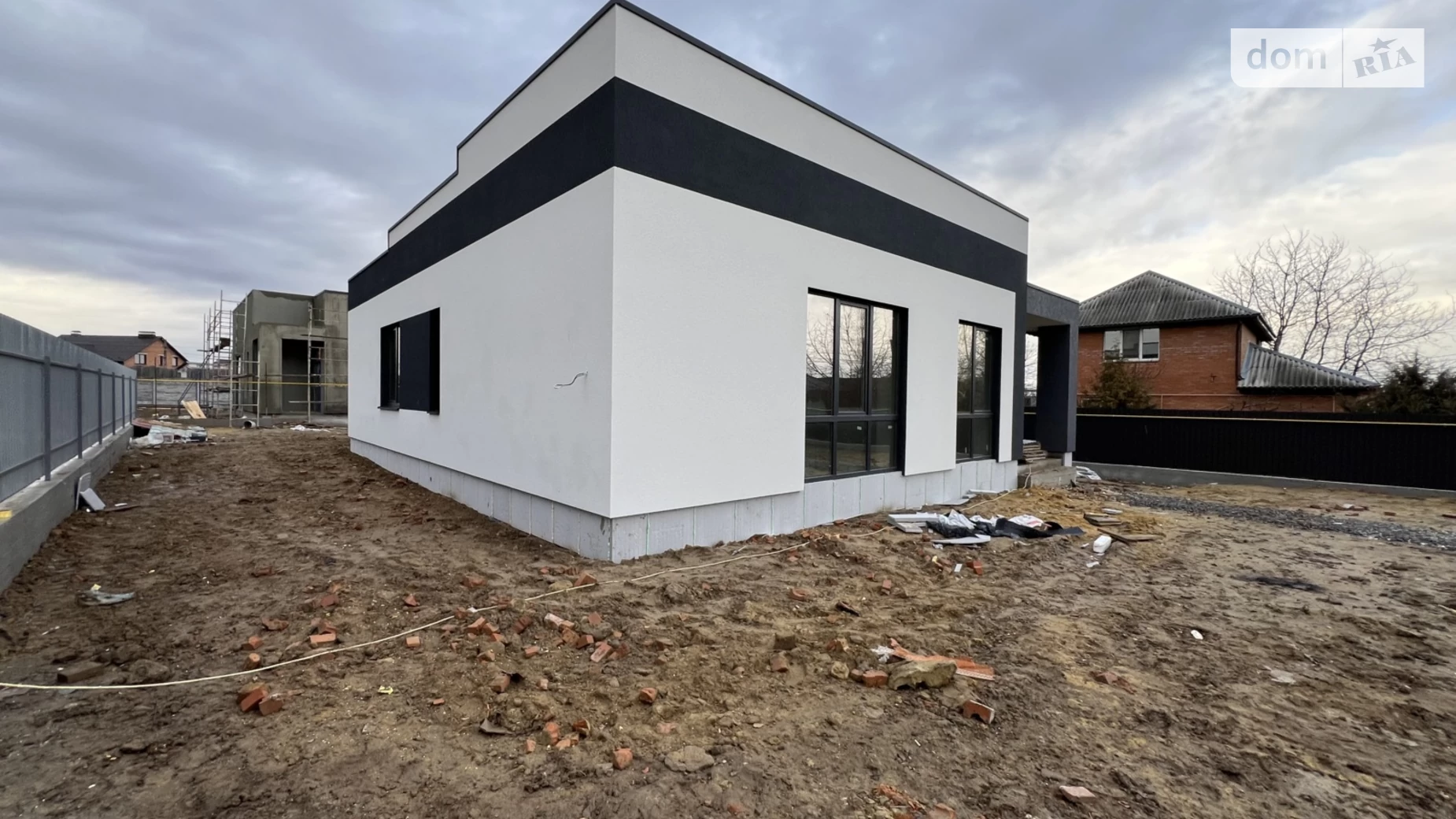 Продается одноэтажный дом 120 кв. м с террасой, цена: 139999 $ - фото 3