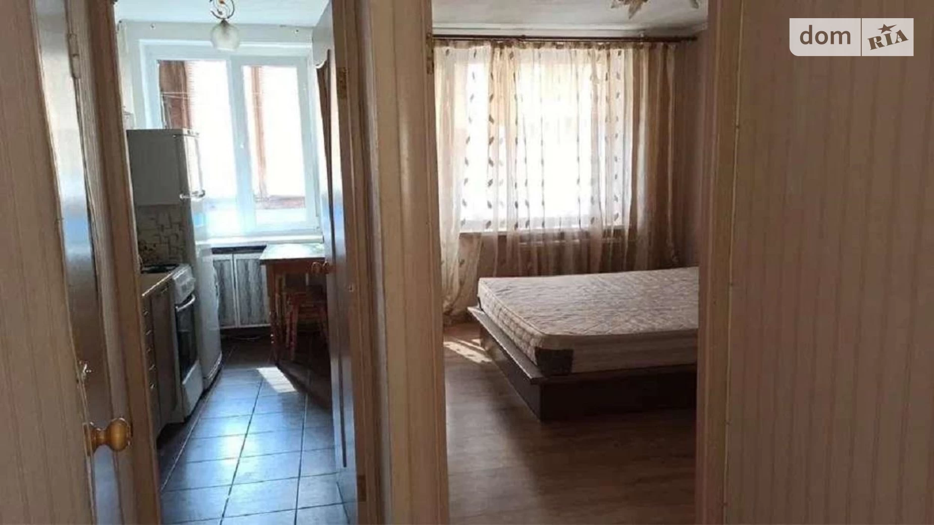 Продается 1-комнатная квартира 28 кв. м в Киеве, ул. Березняковская, 34Б