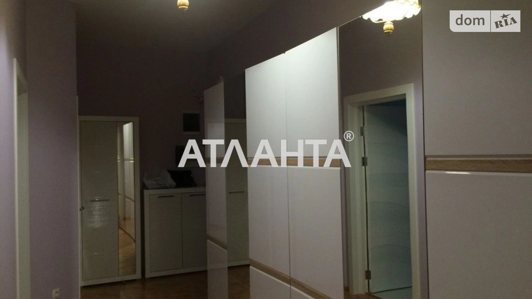 Продается 2-комнатная квартира 69 кв. м в Одессе, ул. Маршала Говорова, 8