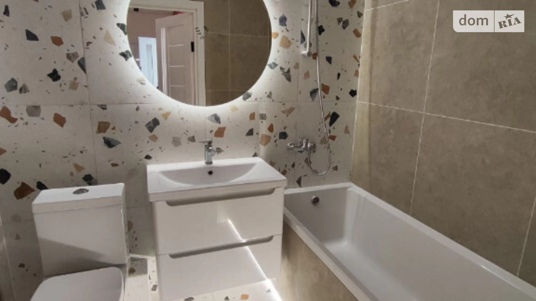 Продається 2-кімнатна квартира 60 кв. м у Хмельницькому, цена: 67500 $ - фото 2