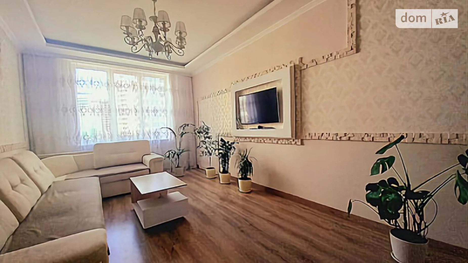 Продається 2-кімнатна квартира 68 кв. м у Одесі, вул. Люстдорфська дорога