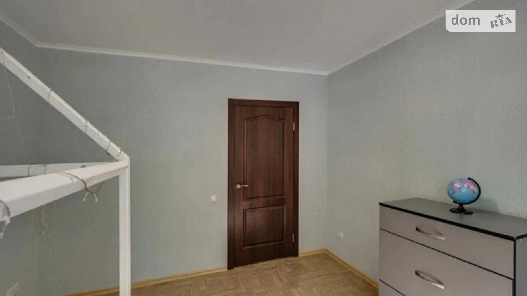 2-кімнатна квартира 54 кв. м у Запоріжжі, вул. Зернова