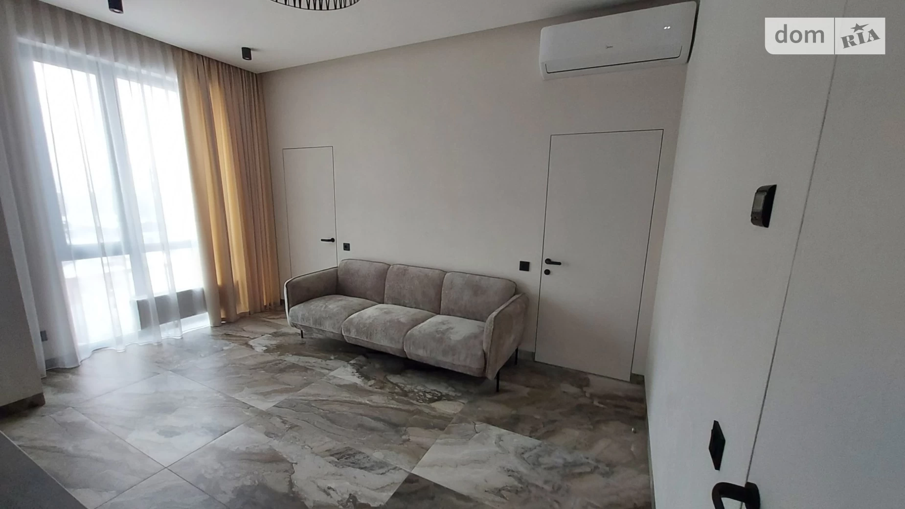 Продается 2-комнатная квартира 70 кв. м в Днепре, ул. Костомаровская, 1А - фото 2