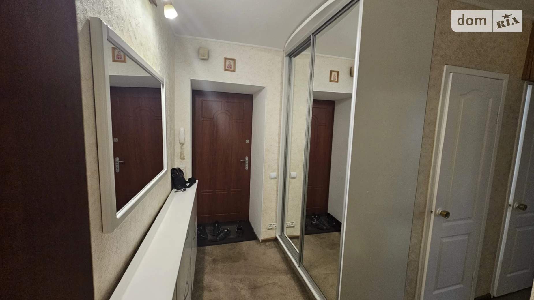 Продається 2-кімнатна квартира 52 кв. м у Дніпрі, вул. Алексєєнко Надії, 30