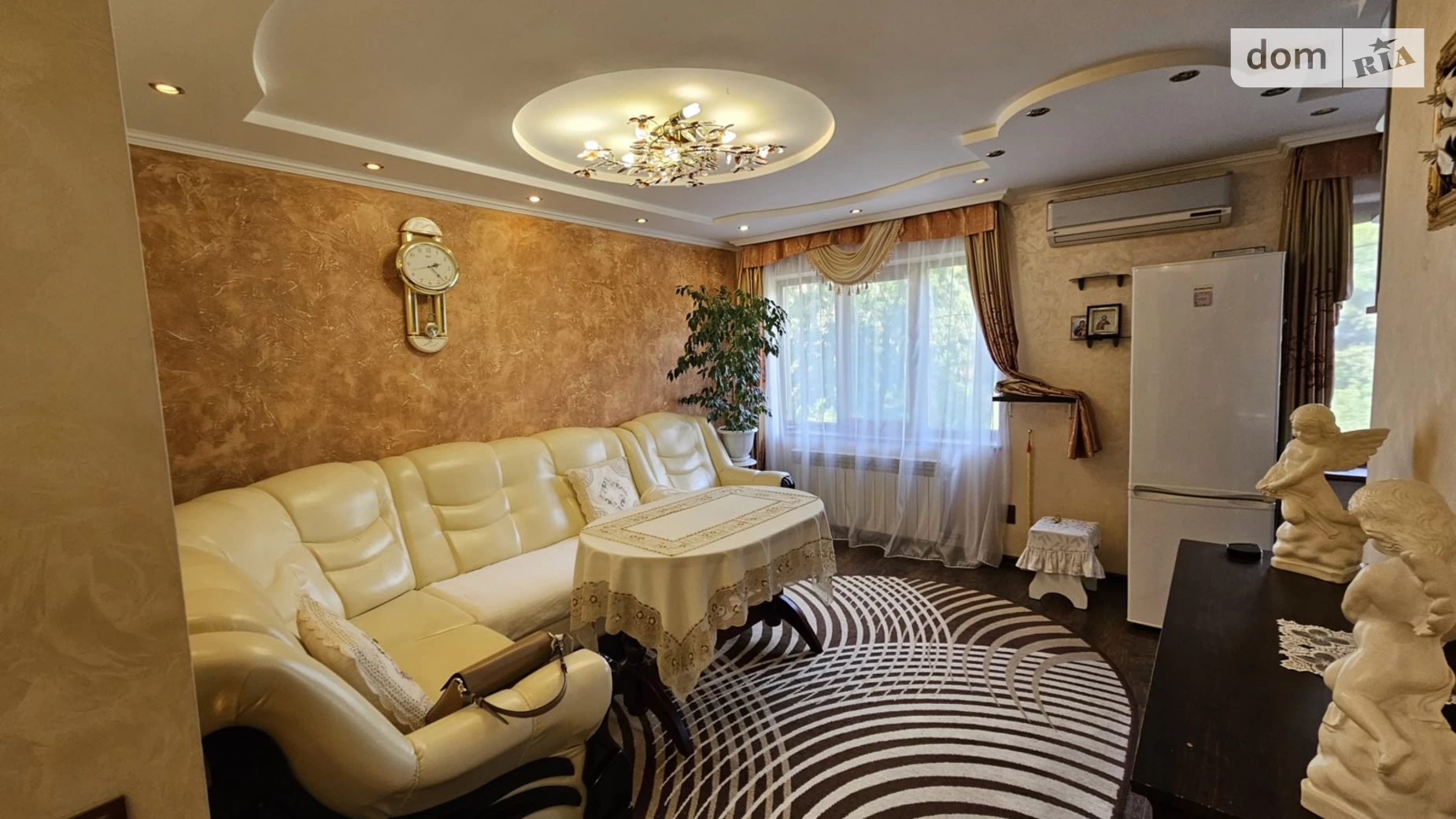Продается 3-комнатная квартира 62 кв. м в Ужгороде - фото 2