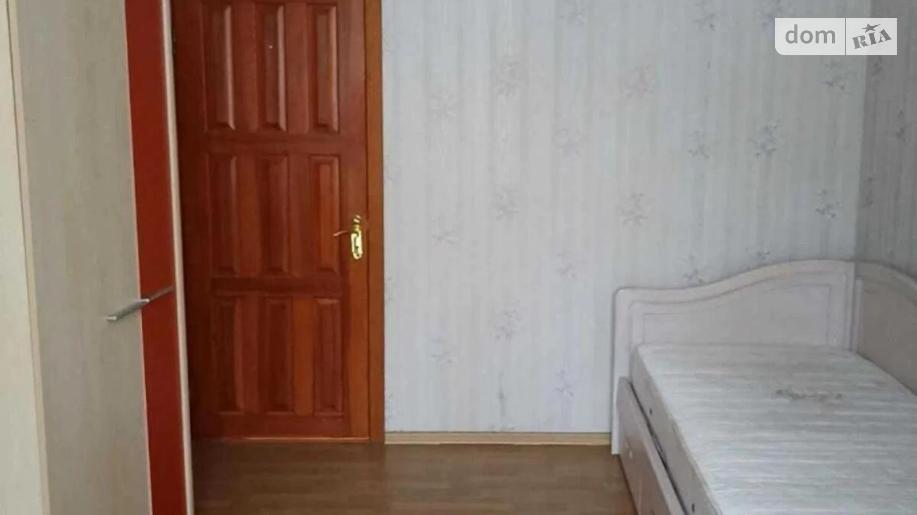 Продается 3-комнатная квартира 65 кв. м в Харькове, ул. Героев Труда, 33 - фото 2