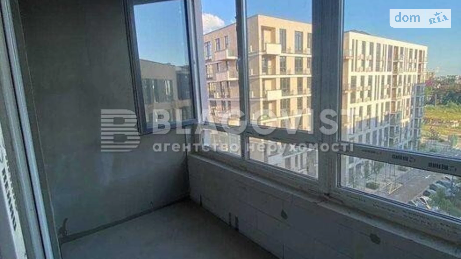 Продается 1-комнатная квартира 43.4 кв. м в Киеве, ул. Салютная, 2 - фото 2