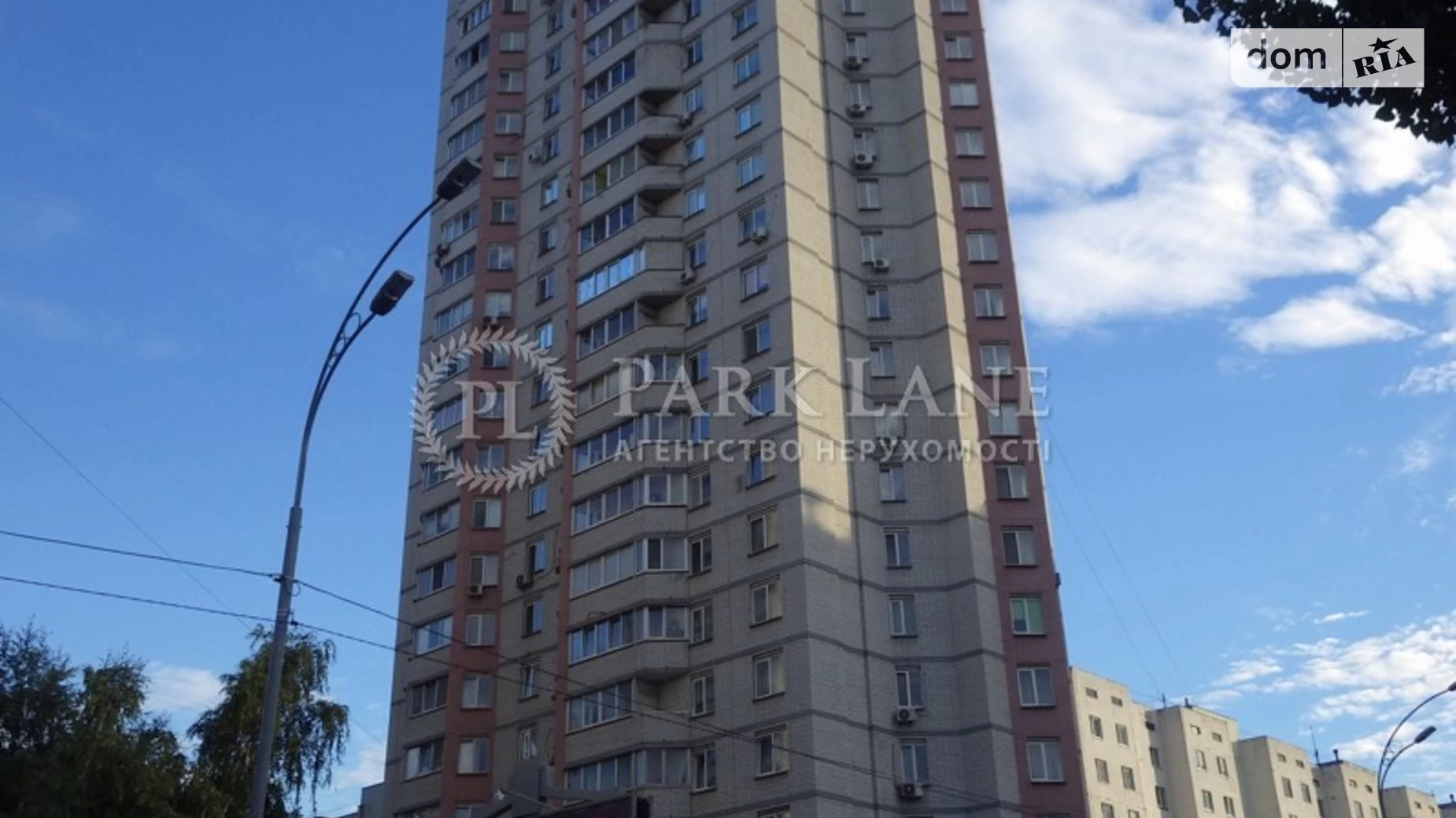 Продается 3-комнатная квартира 102 кв. м в Киеве, ул. Здолбуновская, 3Г