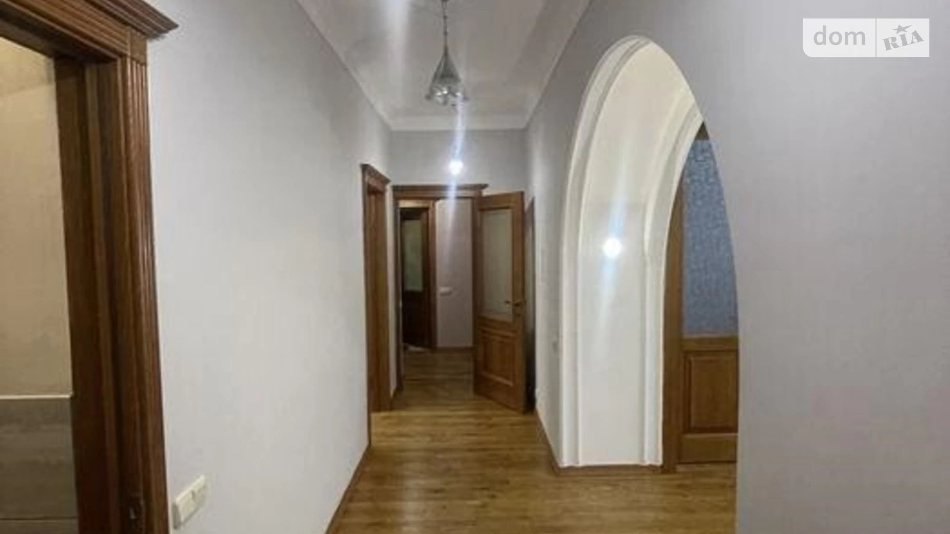 Продается 1-комнатная квартира 141 кв. м в Киеве, ул. Панаса Мирного, 12 - фото 4