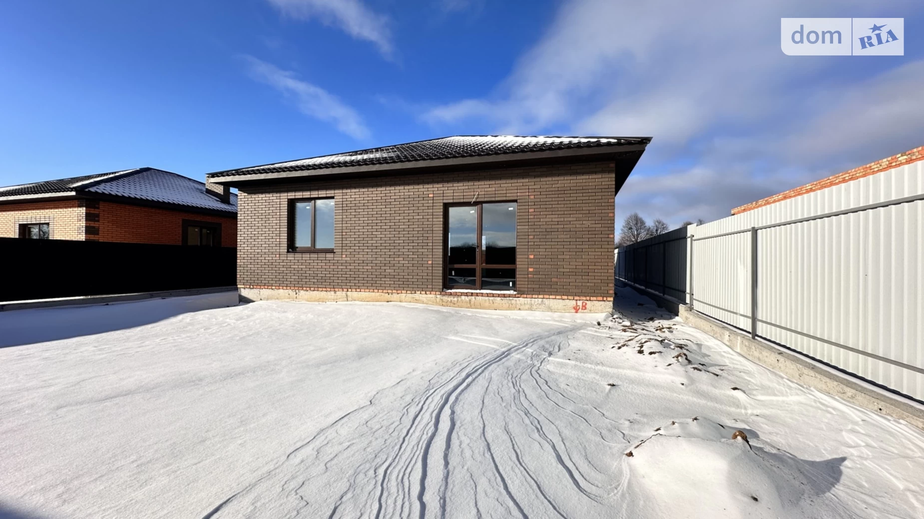 Продается одноэтажный дом 95 кв. м с камином, цена: 65000 $ - фото 2