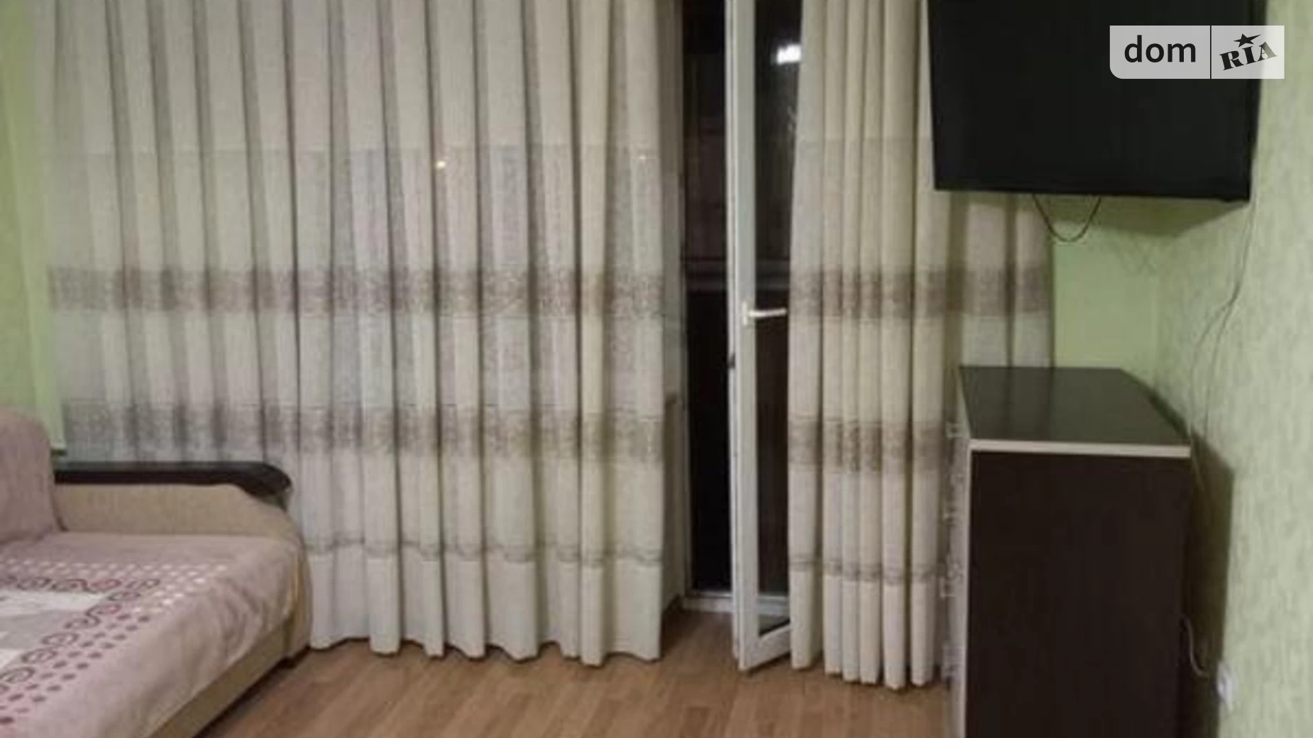 Продается 1-комнатная квартира 29 кв. м в Киеве, ул. Кирилловская, 126/2 - фото 2