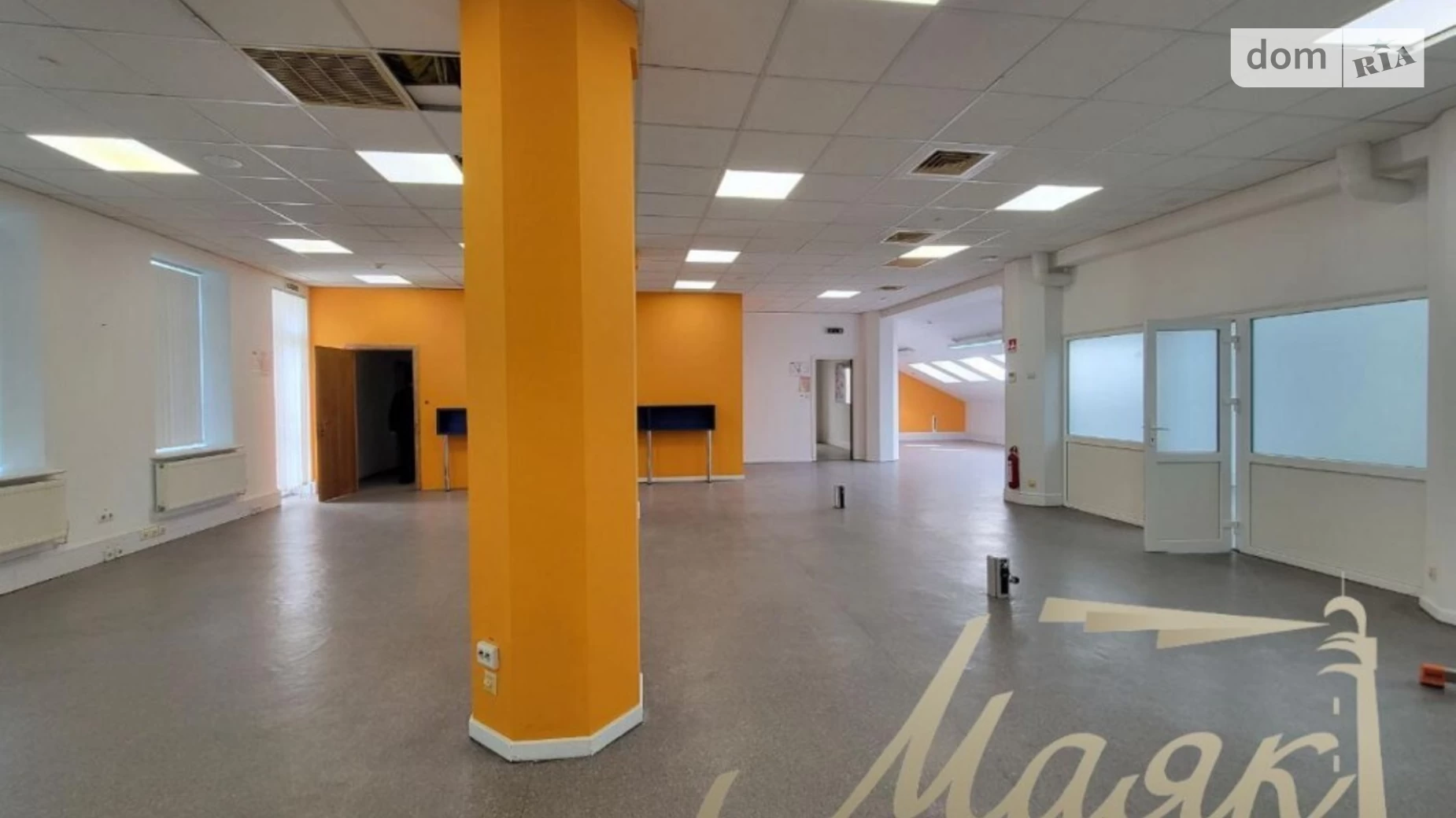 Здається в оренду офіс 512 кв. м в бізнес-центрі, цена: 5120 $ - фото 2
