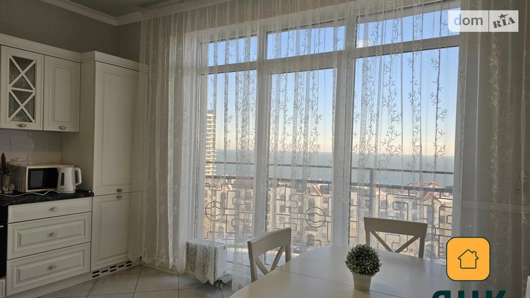 Продается 1-комнатная квартира 53 кв. м в Одессе - фото 3