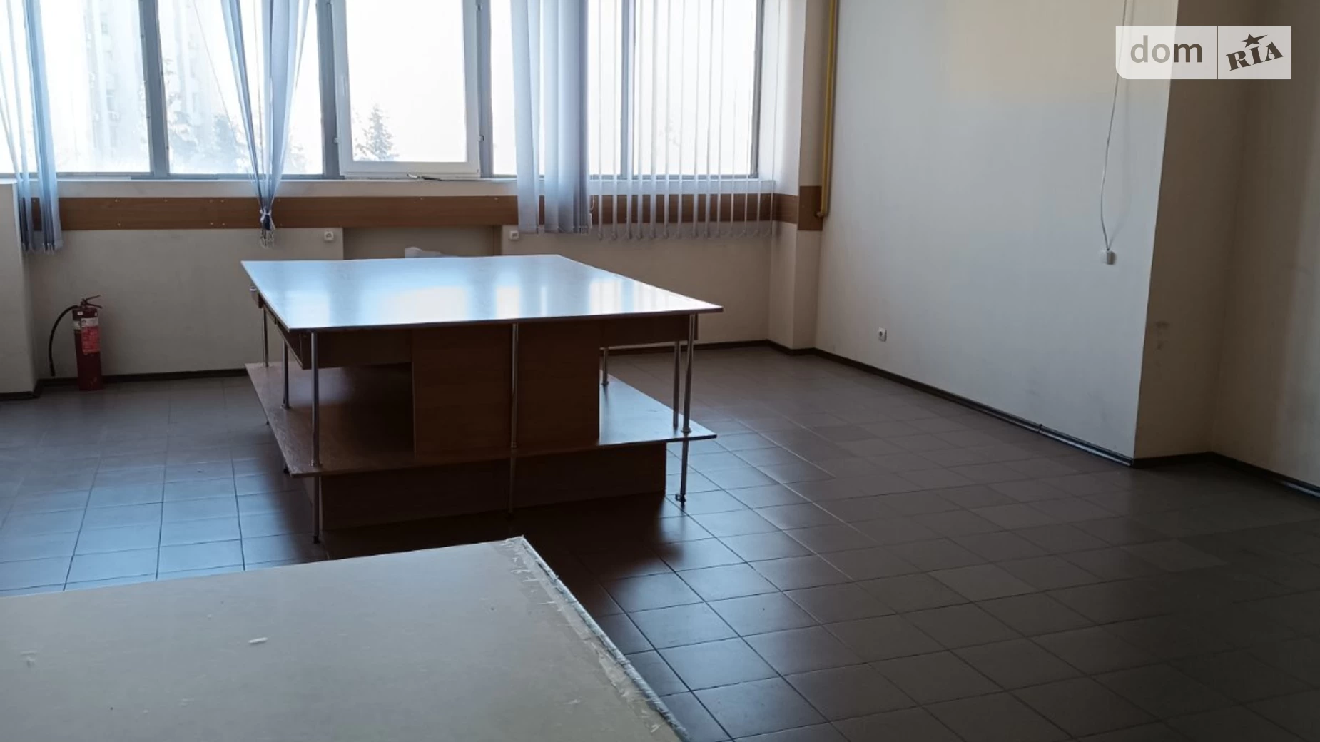 Здається в оренду об'єкт сфери послуг 53 кв. м в 5-поверховій будівлі, цена: 8500 грн - фото 4