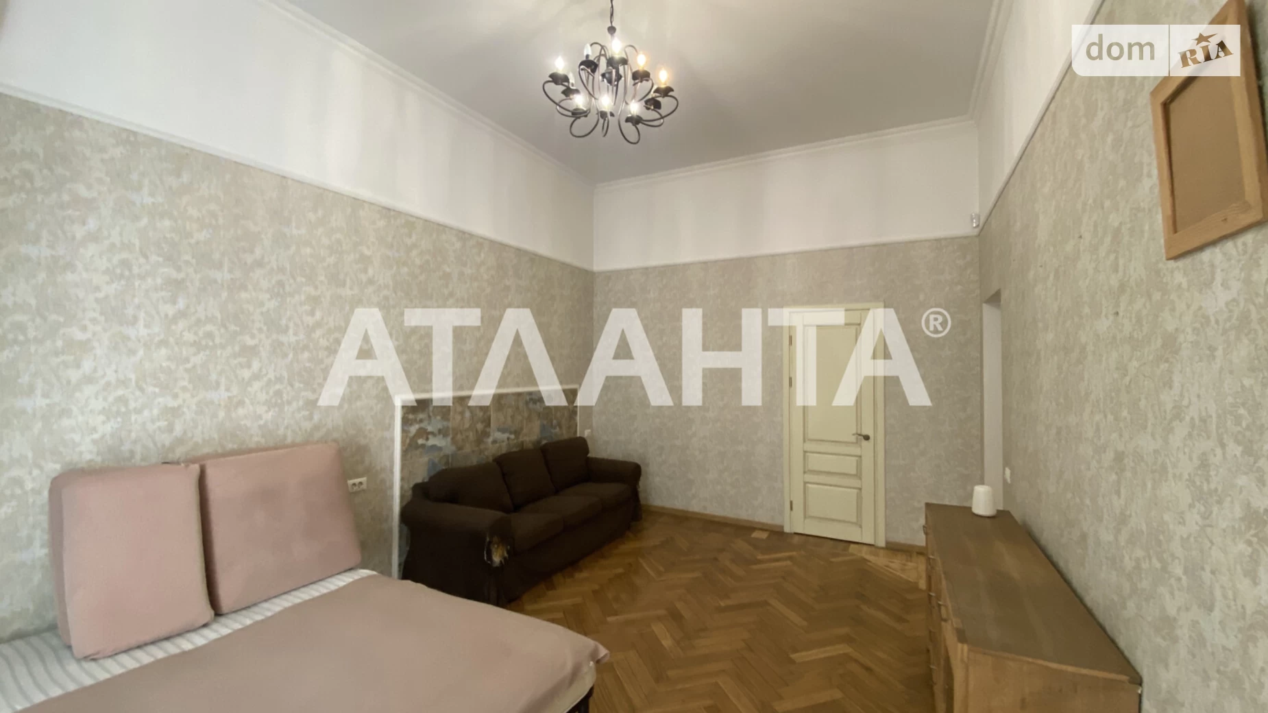 Продается 3-комнатная квартира 78 кв. м в Одессе, ул. Пастера