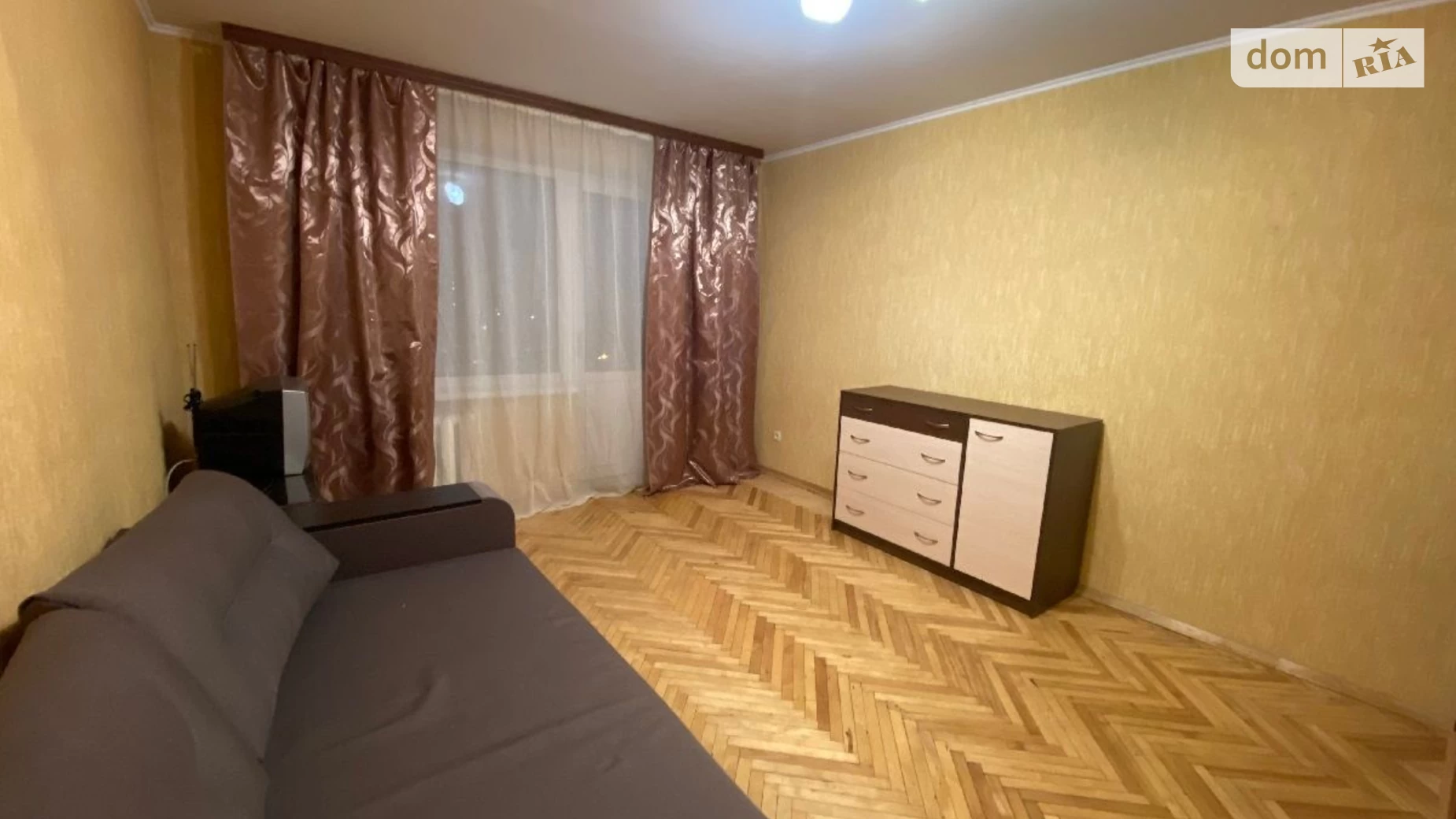 Продается 1-комнатная квартира 37 кв. м в Киеве, ул. Милютенко, 5А - фото 2
