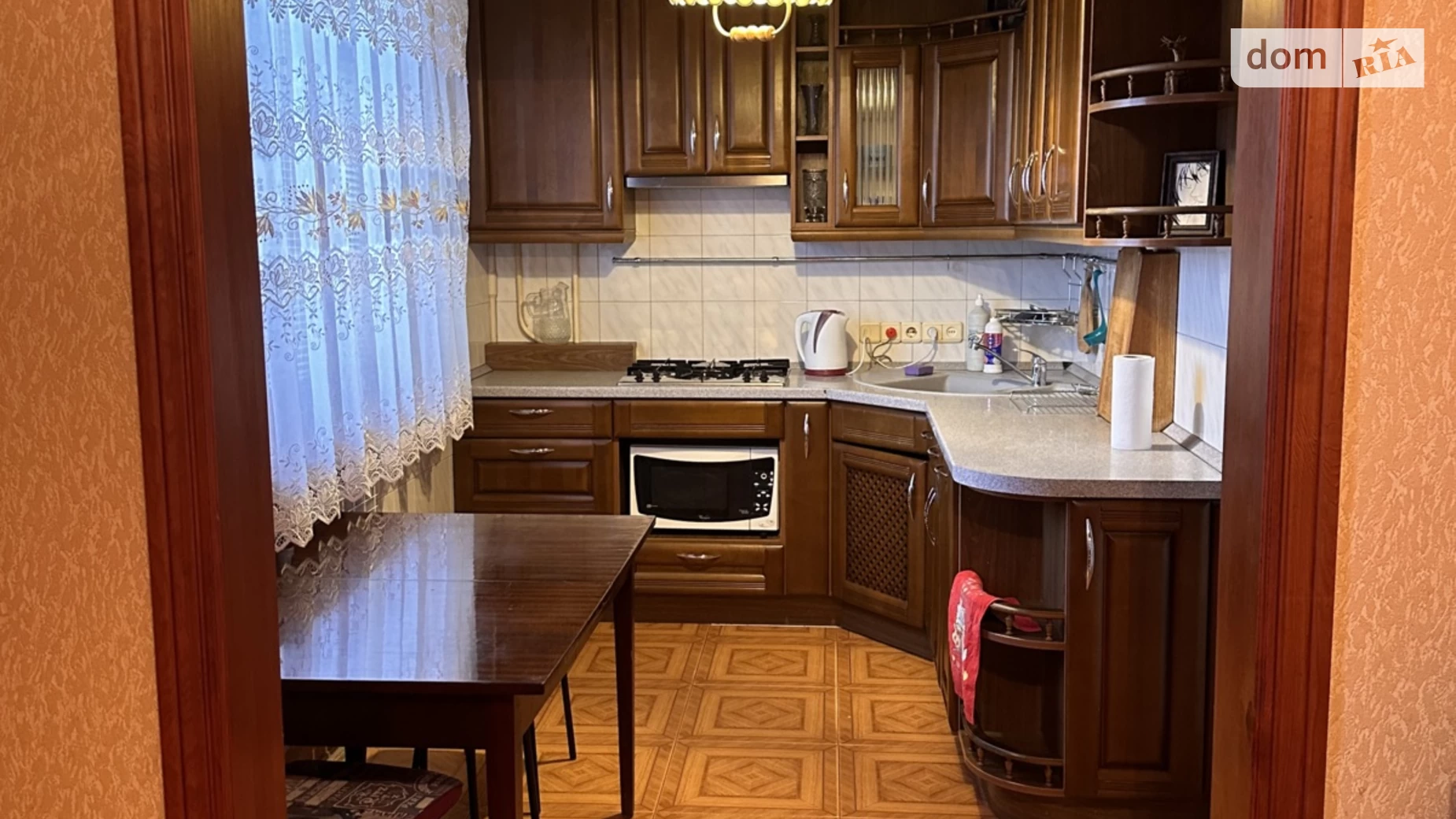 Продается 4-комнатная квартира 83 кв. м в Харькове, ул. Академика Павлова, 130