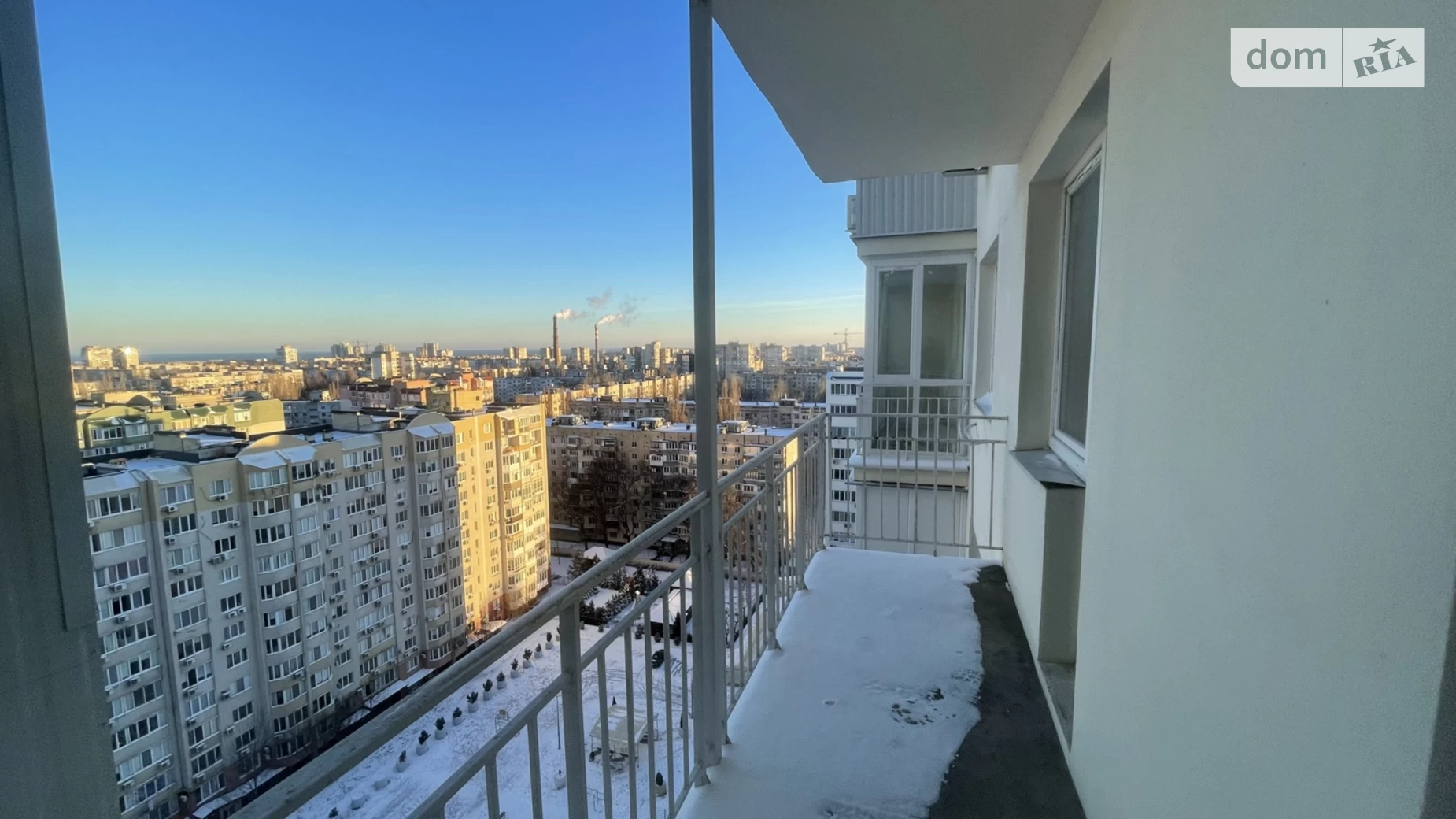 Продается 1-комнатная квартира 47.5 кв. м в Одессе, ул. Костанди, 203/4 - фото 2