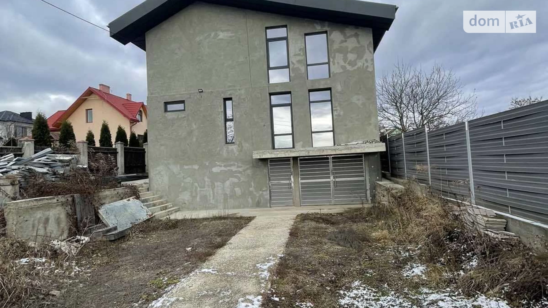 Продается дом на 2 этажа 248 кв. м с садом, цена: 750 € - фото 5