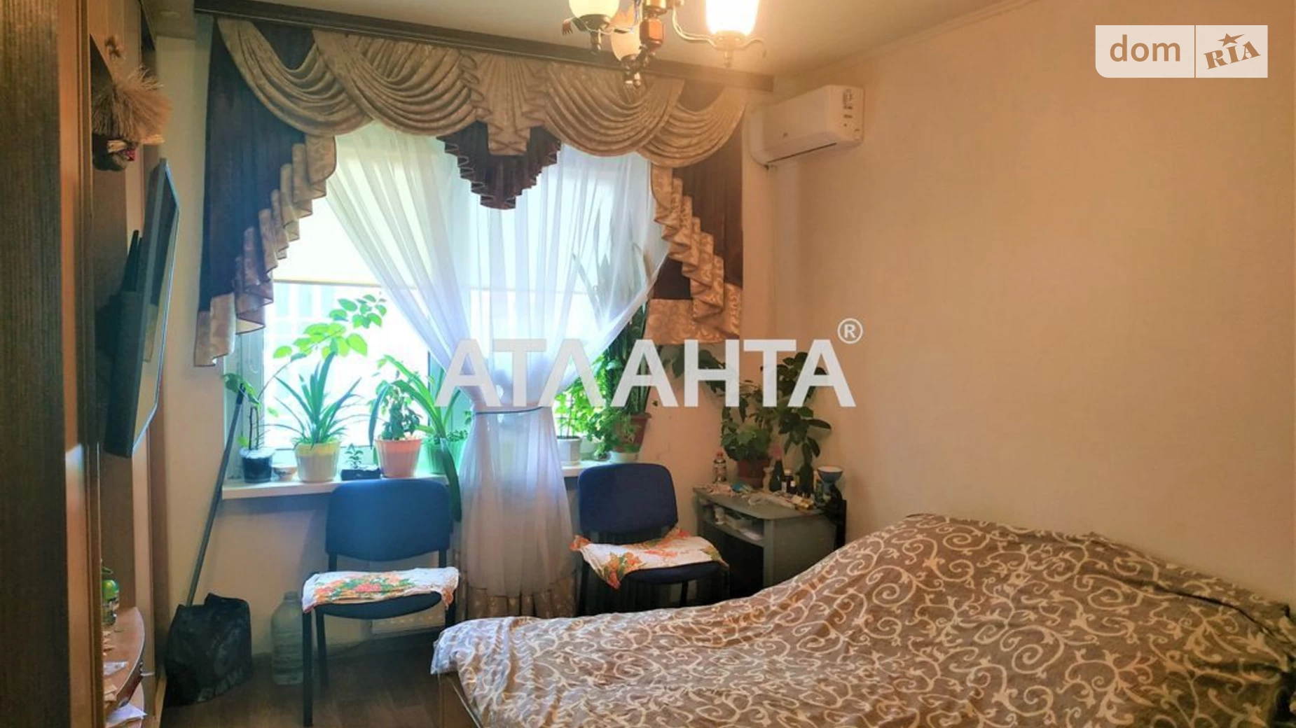 Продается 2-комнатная квартира 64 кв. м в Киеве, ул. Софии Русовой - фото 2