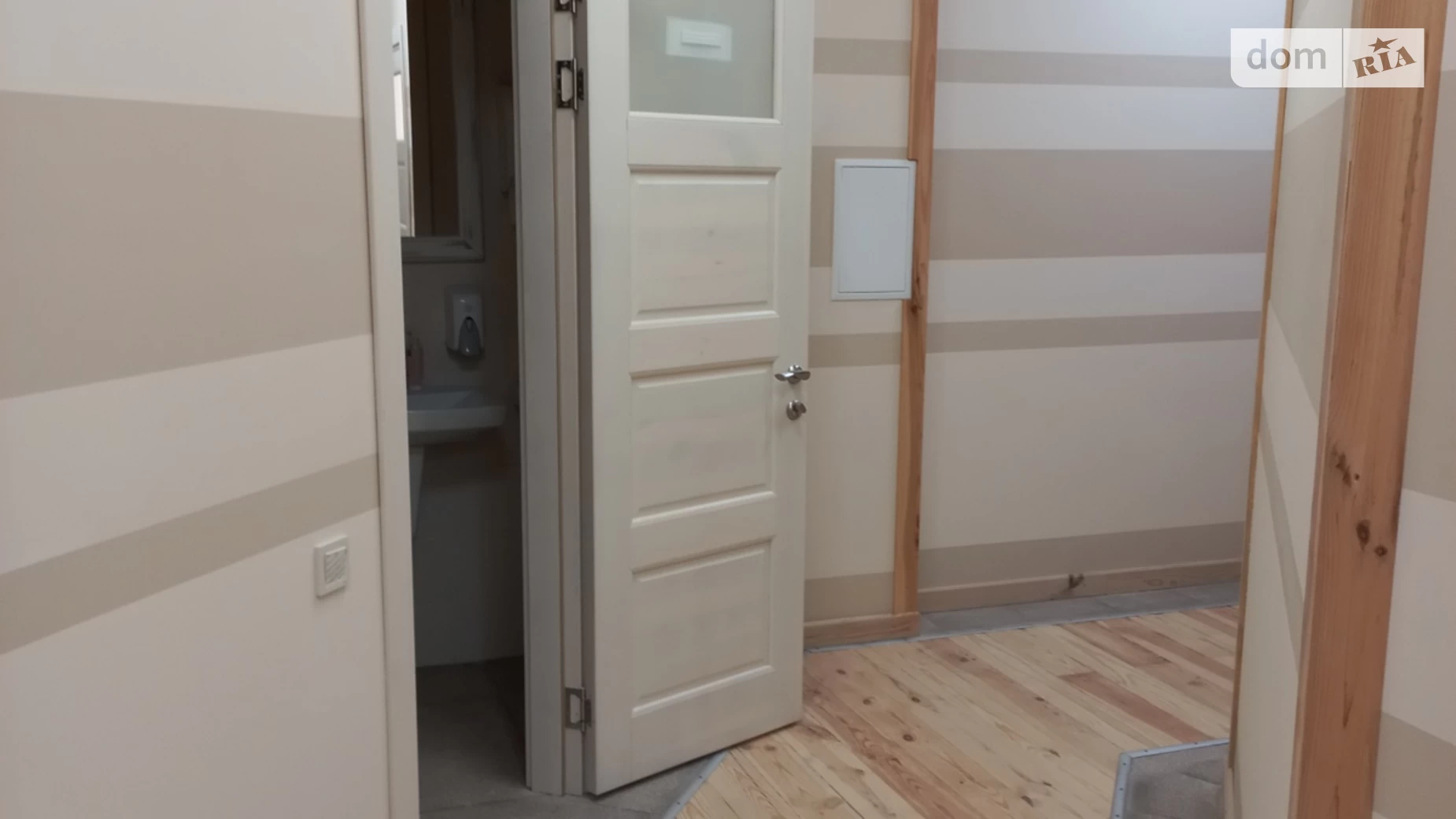 Продається офіс 170 кв. м в бізнес-центрі, цена: 255000 $ - фото 3