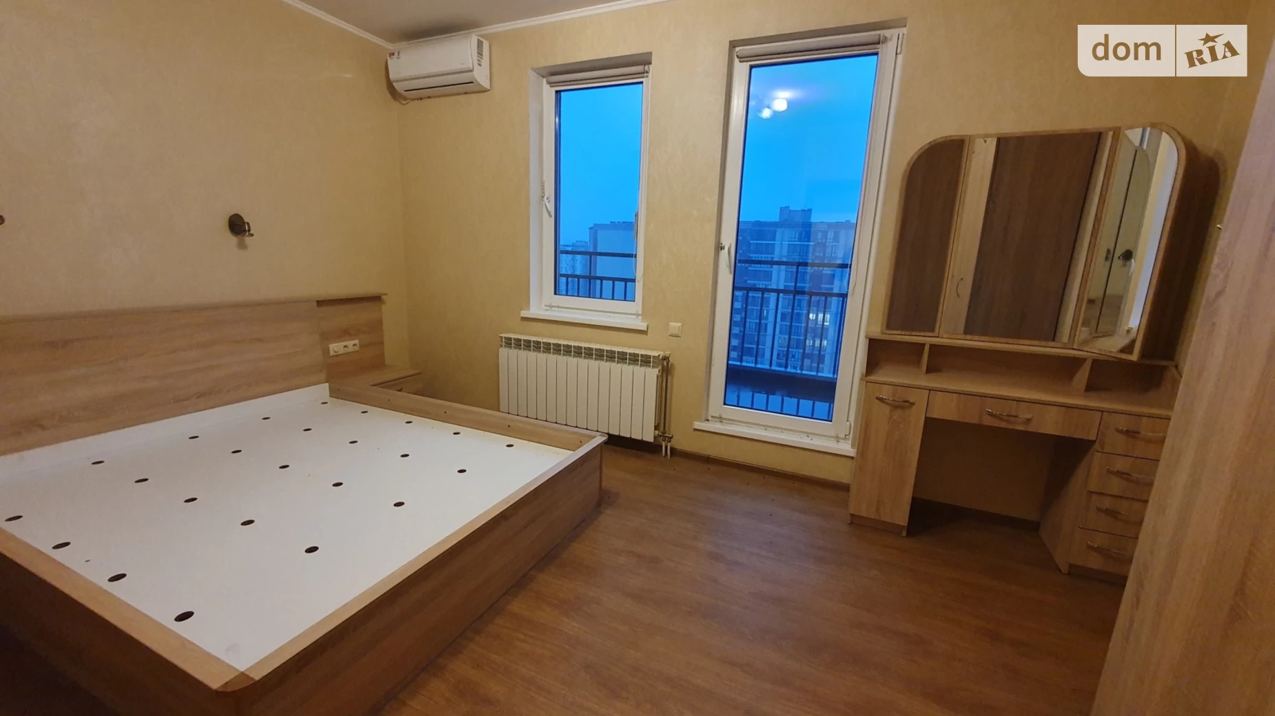 Продается 2-комнатная квартира 70 кв. м в Слобожанском, ул. Слобожанская(8-го Марта), 9В - фото 3