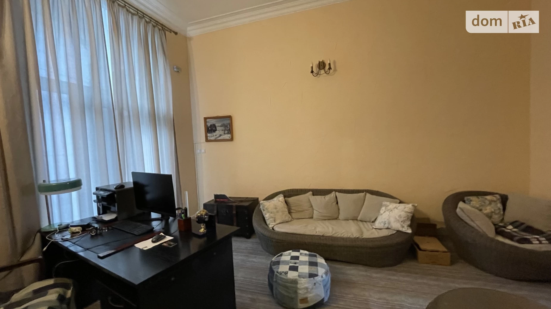 Продается 5-комнатная квартира 171 кв. м в Ужгороде, ул. Подгорная
