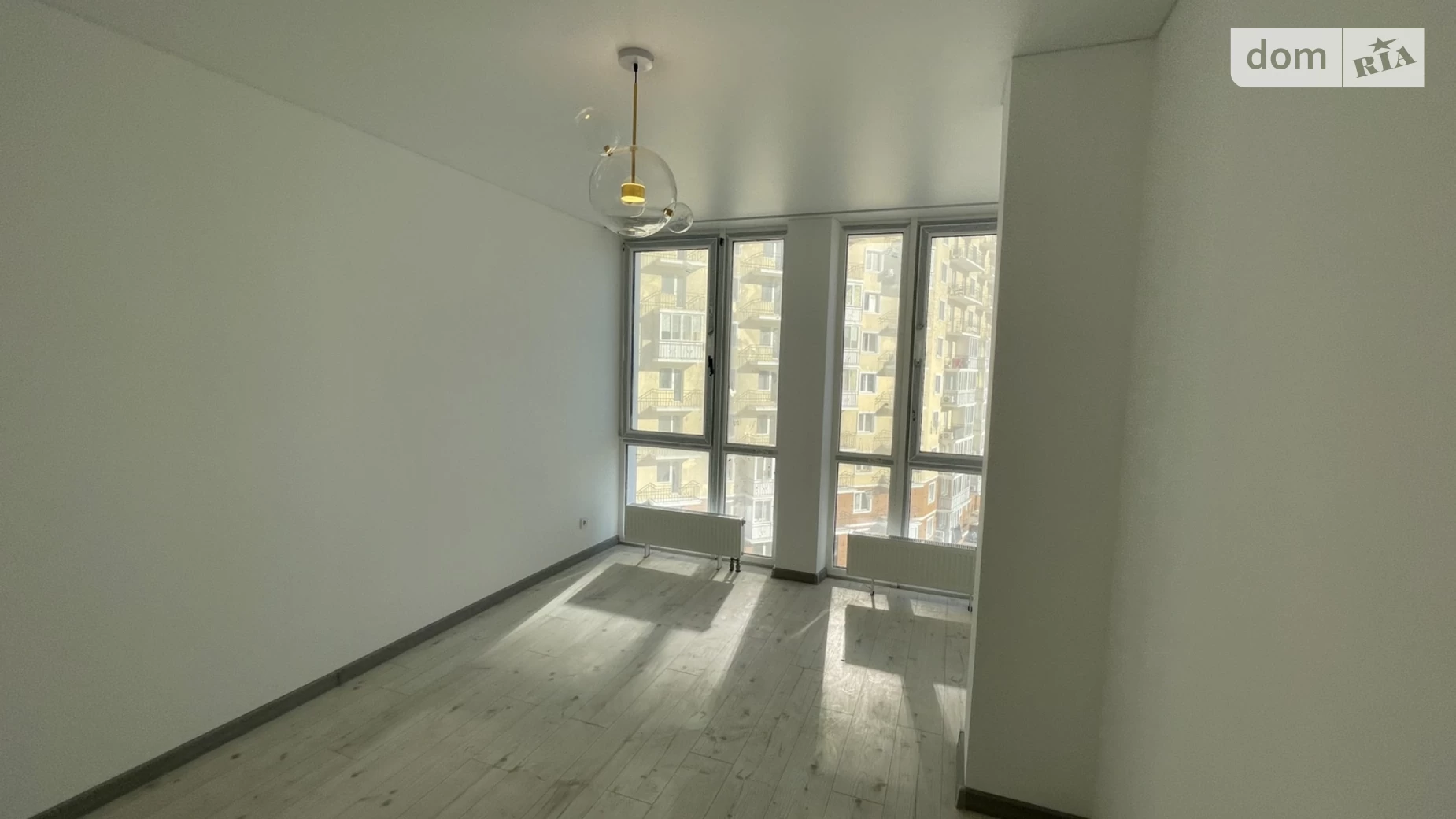 Продается 2-комнатная квартира 70.7 кв. м в, цена: 96795 $ - фото 4