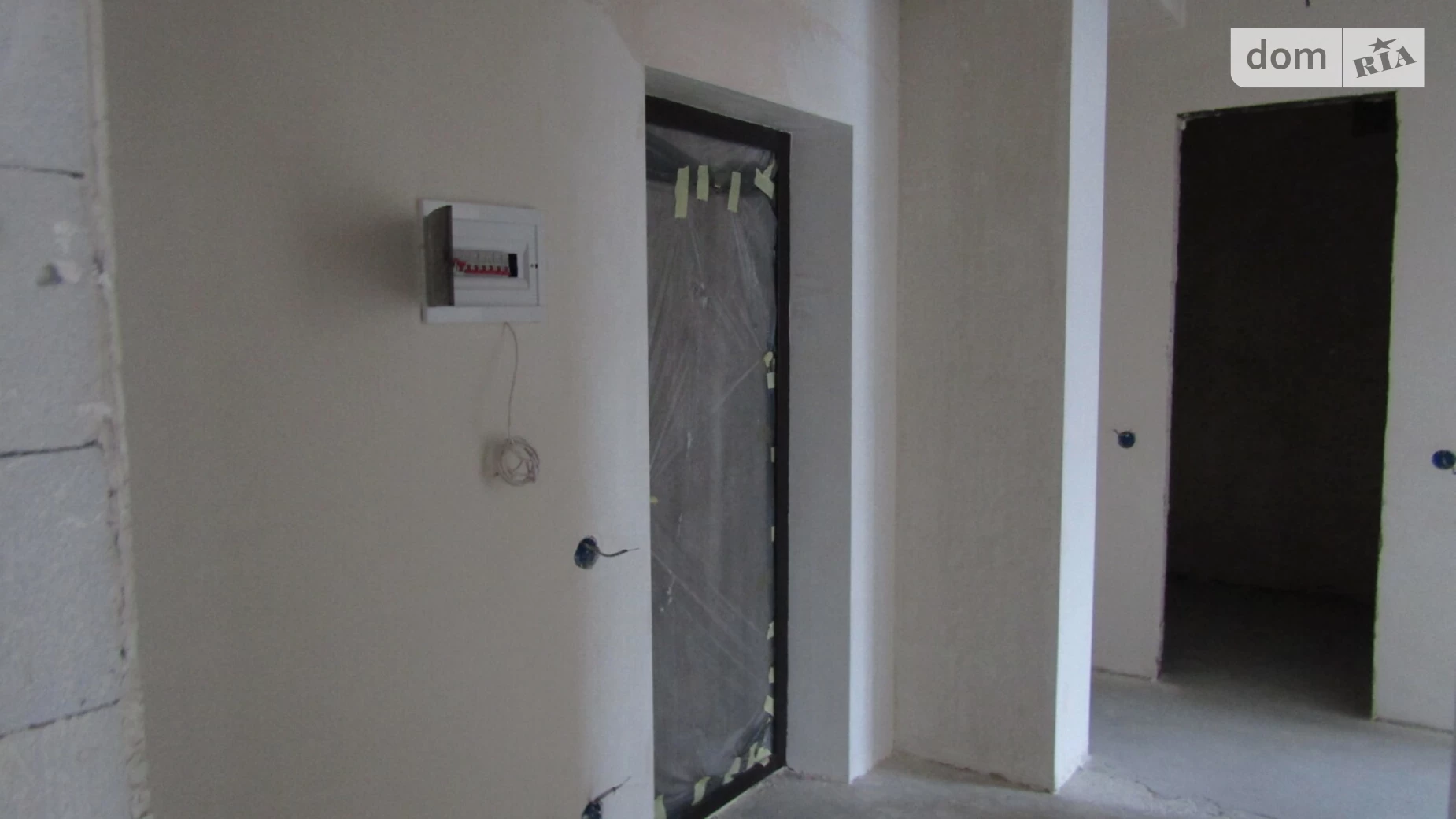 Продается 2-комнатная квартира 50.5 кв. м в Ровно, цена: 48800 $ - фото 2