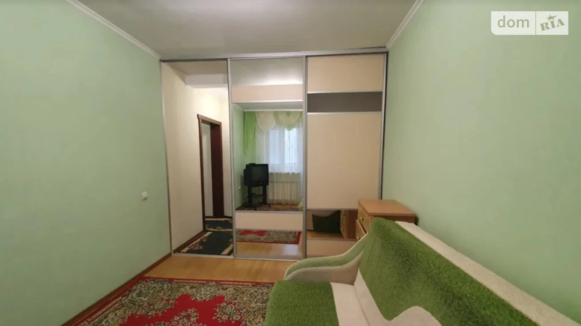Продается 2-комнатная квартира 56 кв. м в Хмельницком