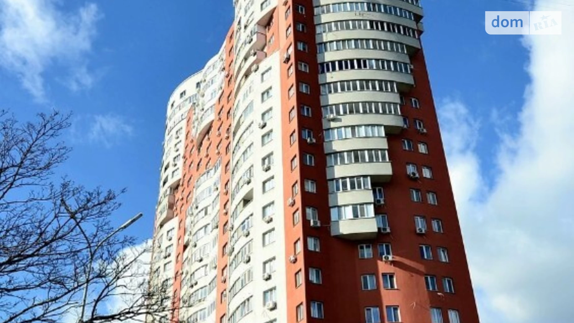 Продается 1-комнатная квартира 63 кв. м в Киеве, ул. Петра Запорожца, 26А - фото 2