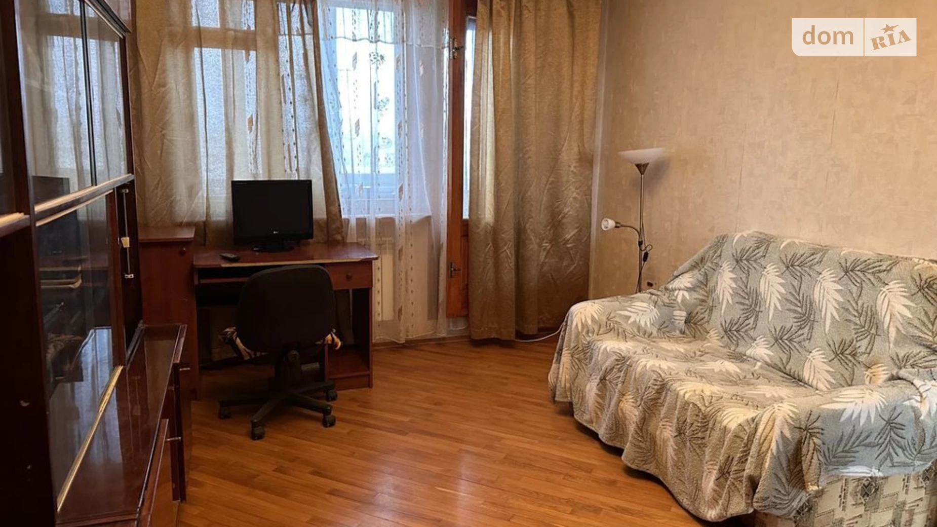 Продается 4-комнатная квартира 83 кв. м в Харькове