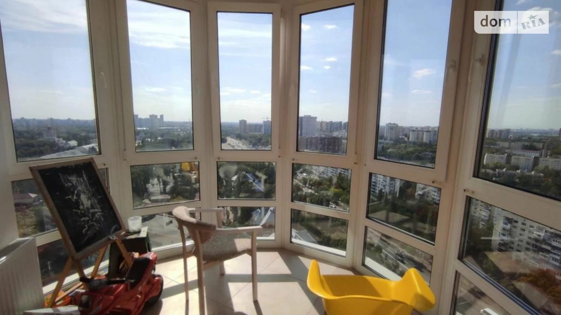 Продается 4-комнатная квартира 107 кв. м в Киеве, просп. Голосеевский(40-летия Октября), 95А - фото 2