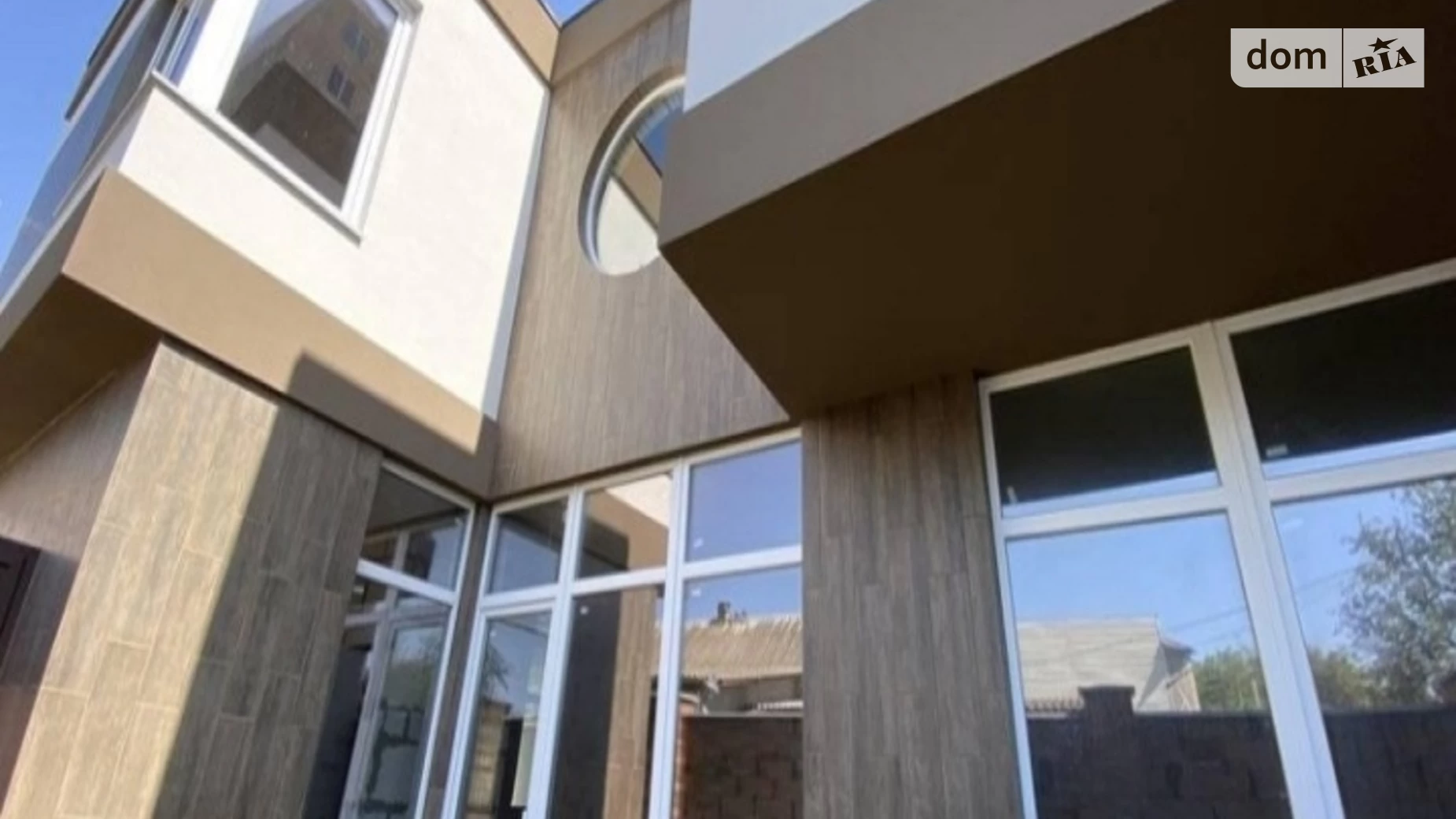 Продается дом на 2 этажа 122 кв. м с балконом, цена: 95000 $ - фото 2