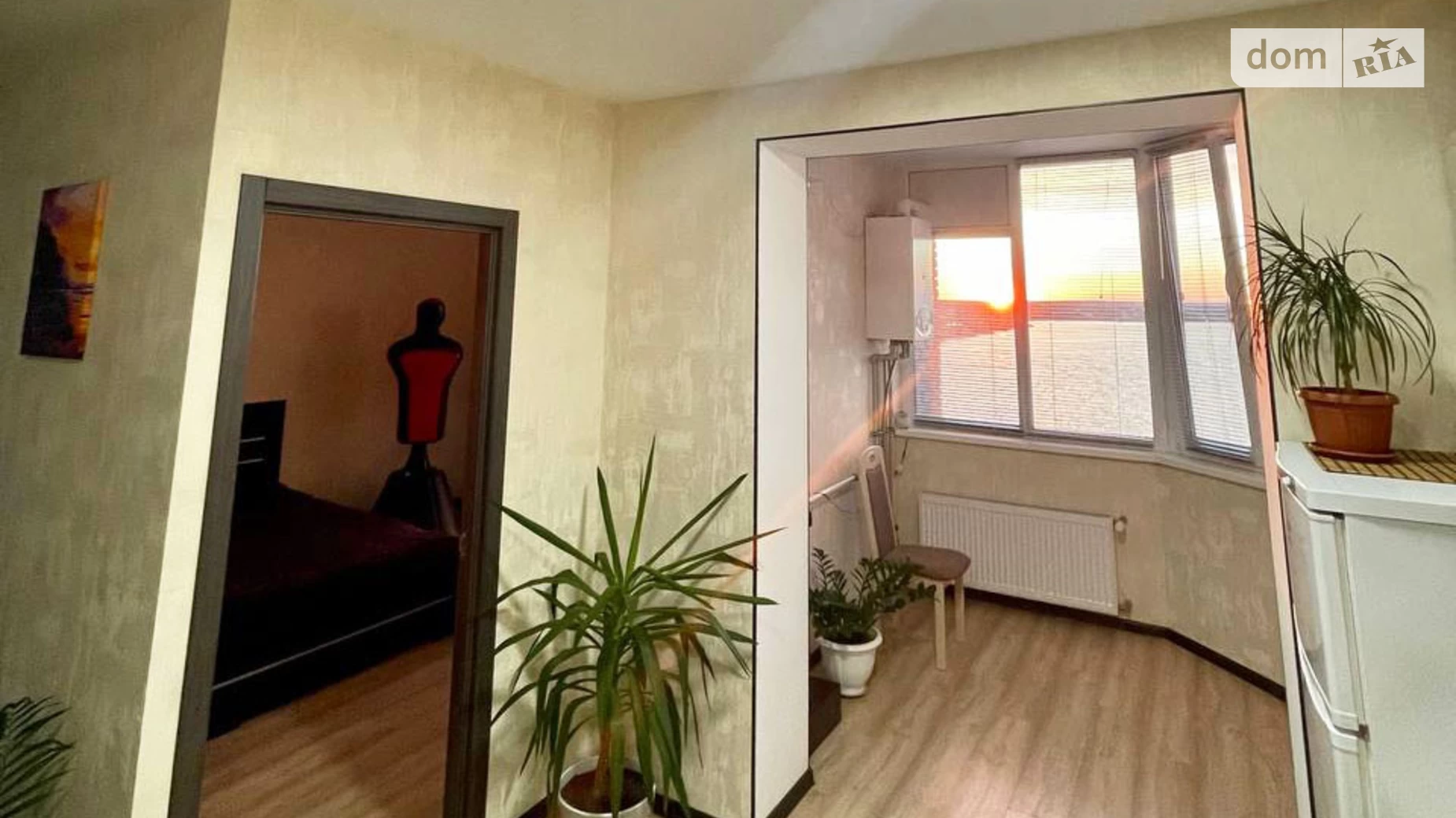 Продается 2-комнатная квартира 60 кв. м в Николаеве, ул. Мостостроителей, 19 - фото 4
