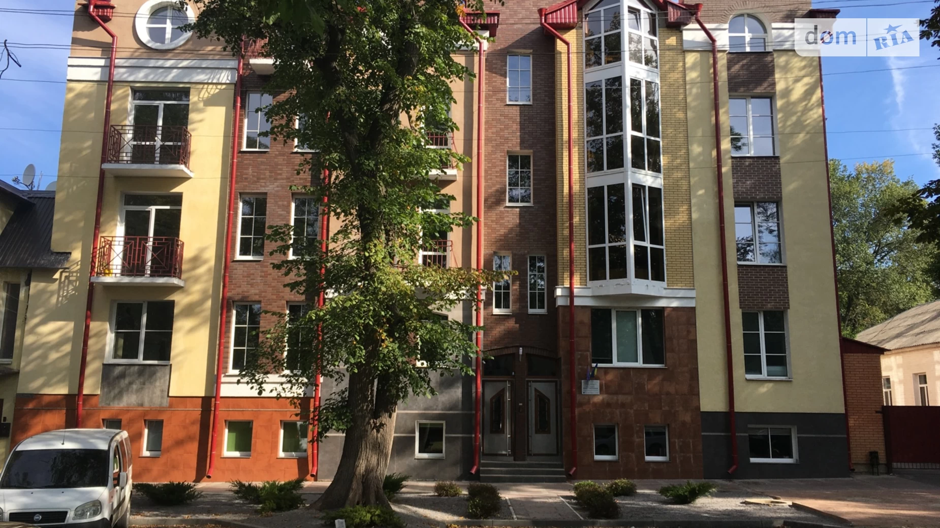 Сдается в аренду офис 236 кв. м в бизнес-центре, цена: 89680 грн - фото 2
