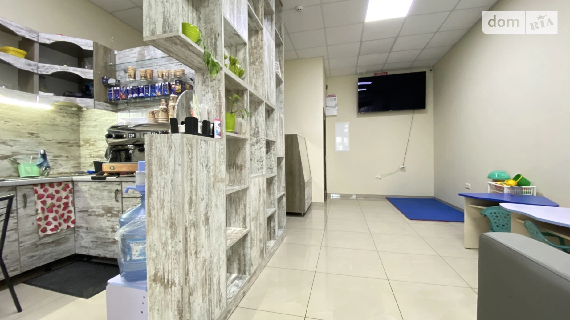 Продається об'єкт сфери послуг 75 кв. м в 10-поверховій будівлі, цена: 222000 $ - фото 4