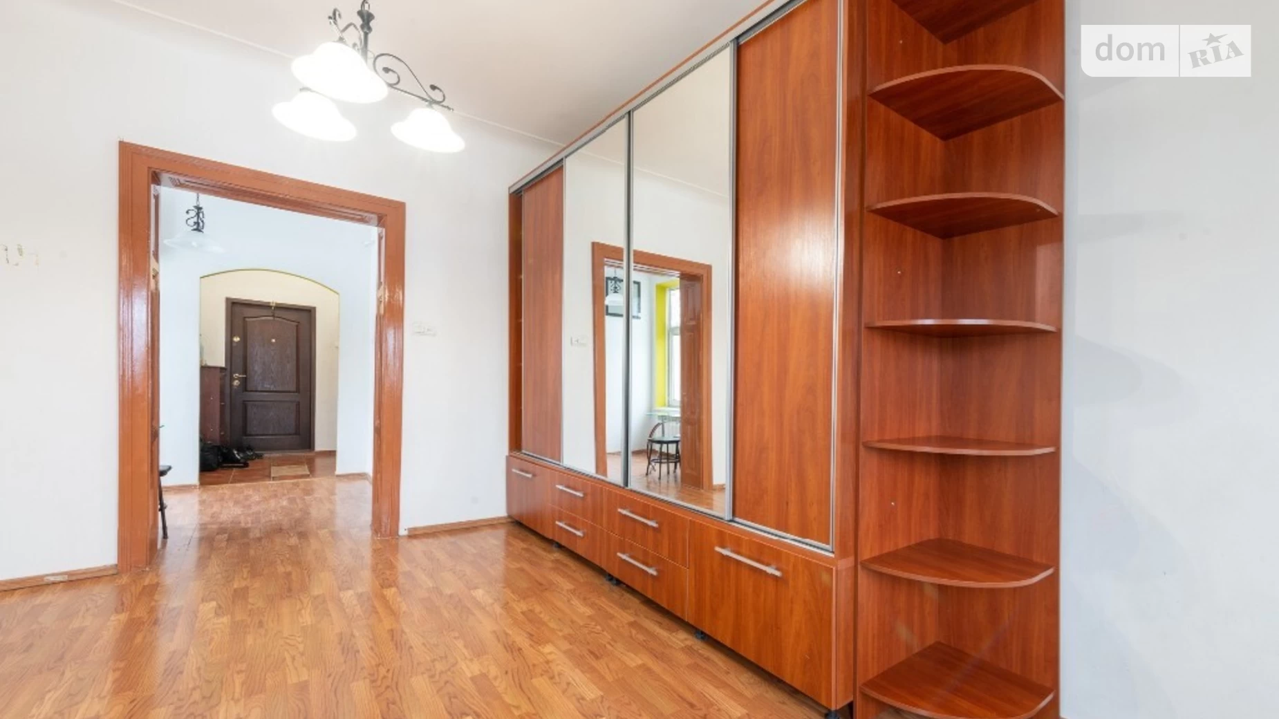 Продается 1-комнатная квартира 43 кв. м в Черновцах, ул. Мариупольская(Космодемьянской Зои), 14