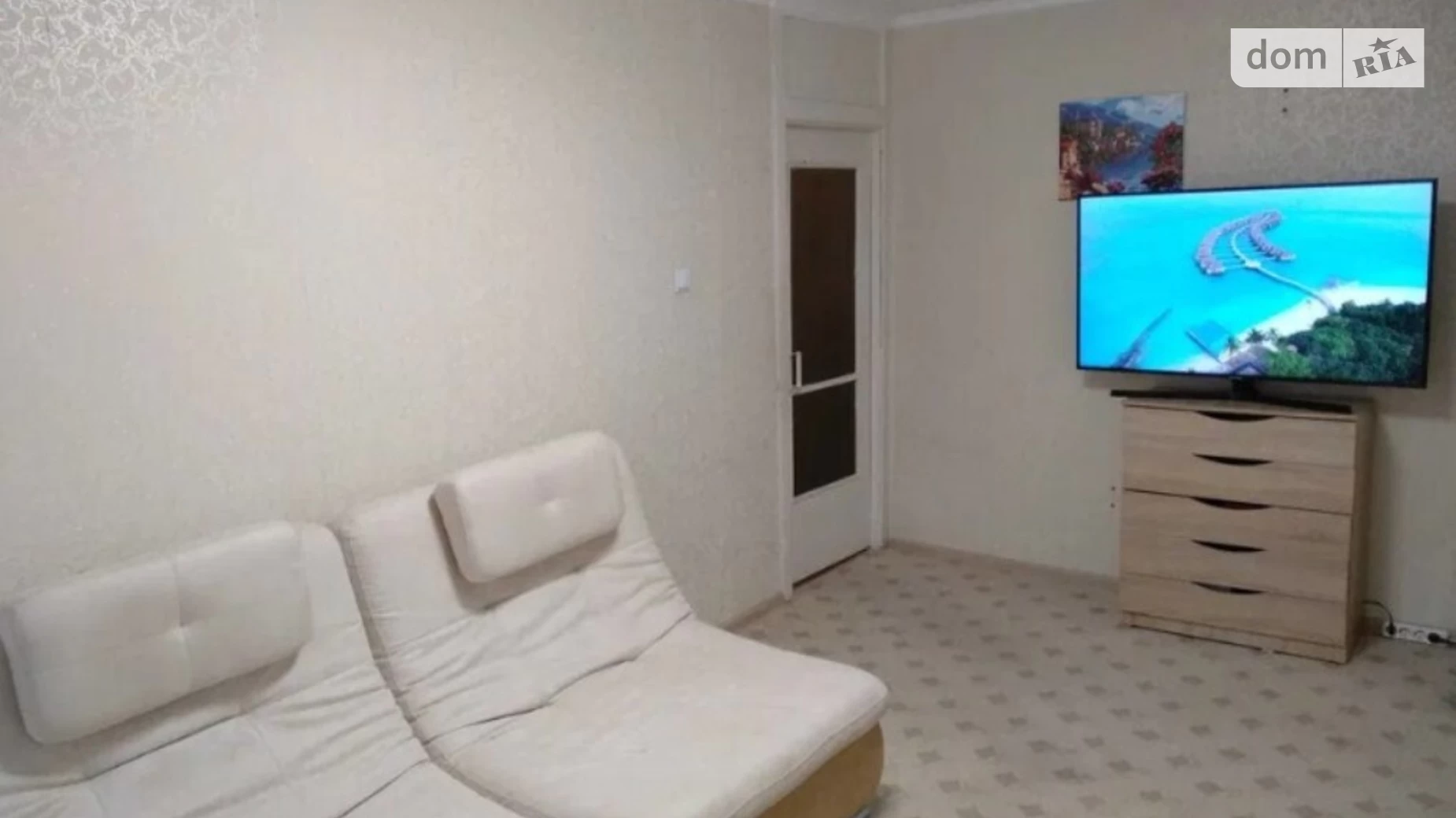 Продается 3-комнатная квартира 47 кв. м в Одессе, ул. Героев Крут - фото 2