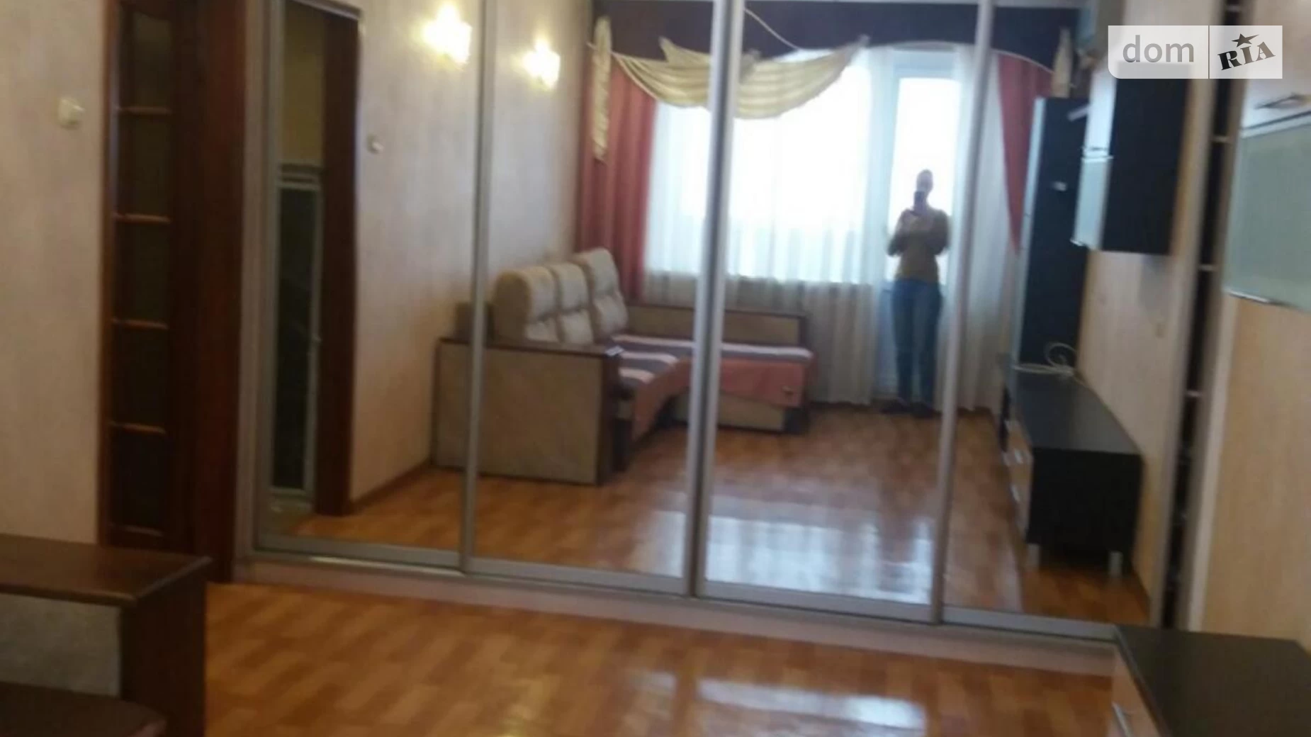 Продается 2-комнатная квартира 49 кв. м в Одессе, ул. Парковая