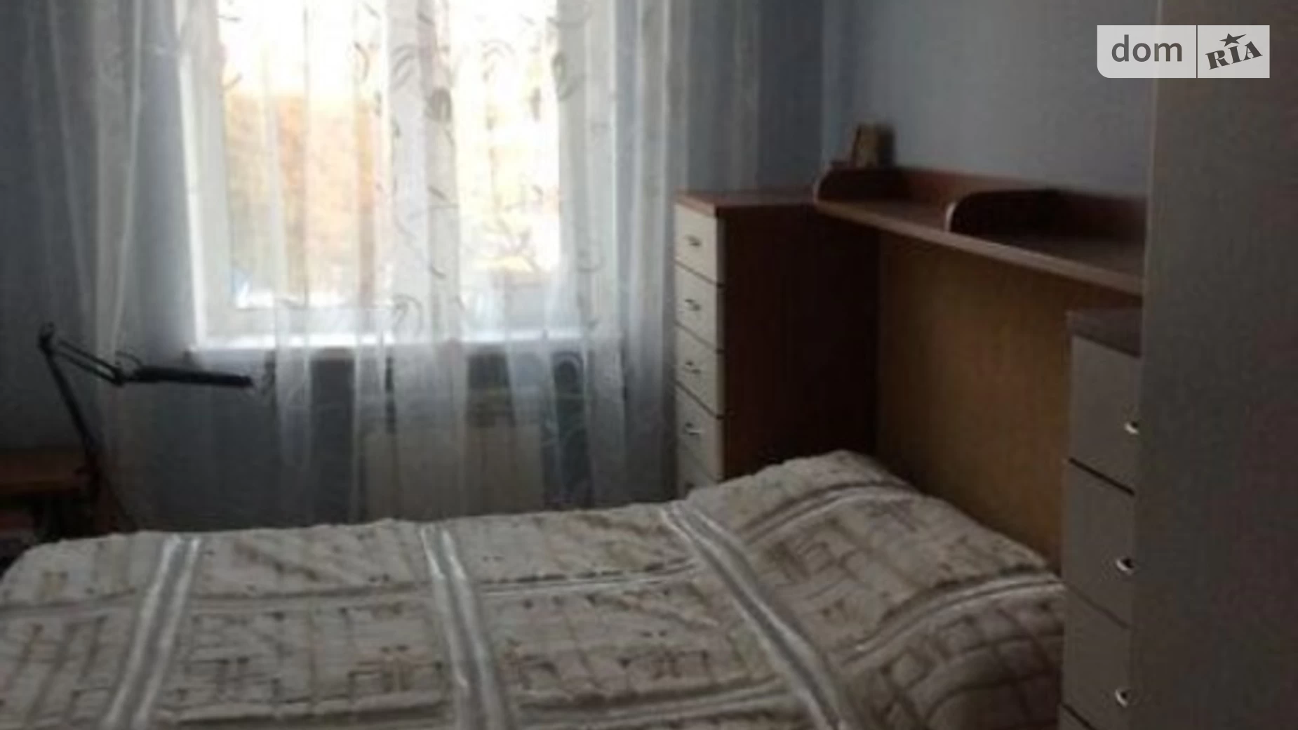 Продается 2-комнатная квартира 41 кв. м в Киеве, бул. Николая Михновского(Дружбы Народов), 25