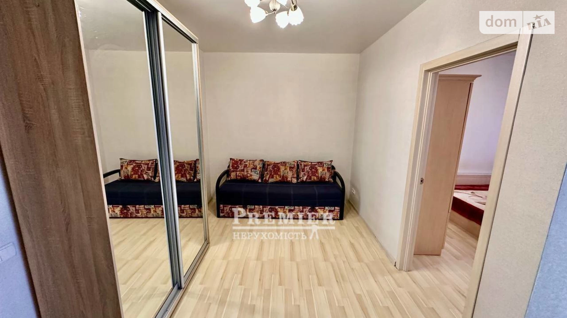 Продається 1-кімнатна квартира 38 кв. м у Одесі, вул. Басейна
