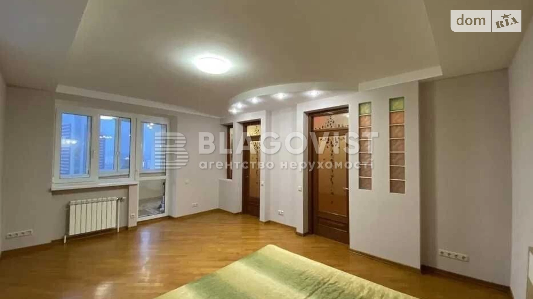 Продается 3-комнатная квартира 105 кв. м в Киеве, ул. Мокрая(Кудряшова), 3